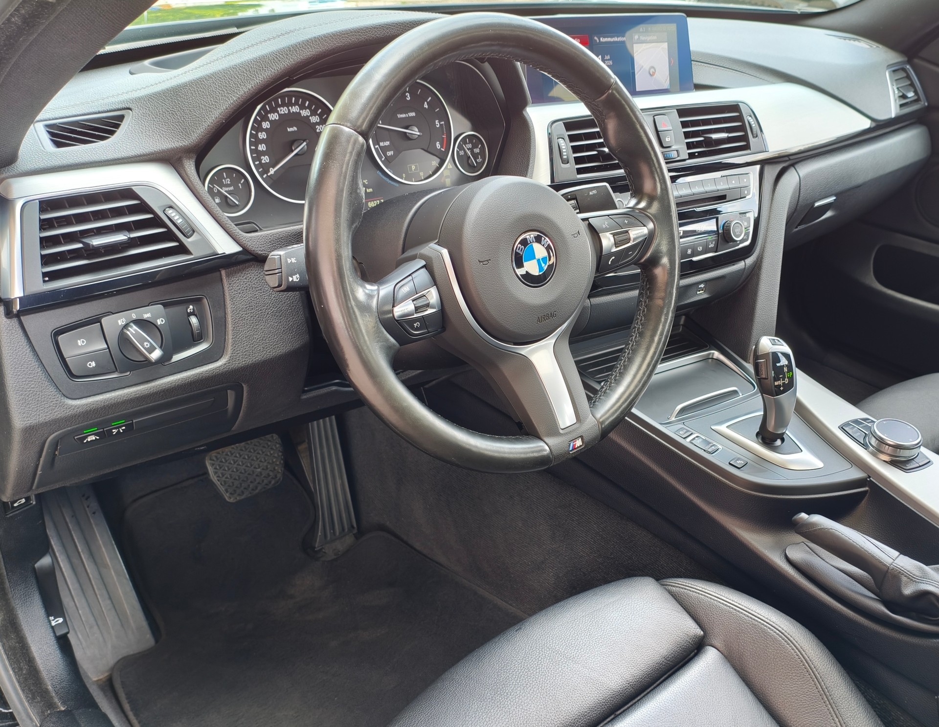 BMW 420d Gran Coupé M Sport Individual Steptronic-image-6