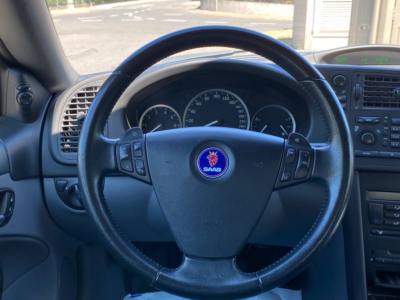 SAAB 9-3 2.0 (1.8t) Linear-image-10