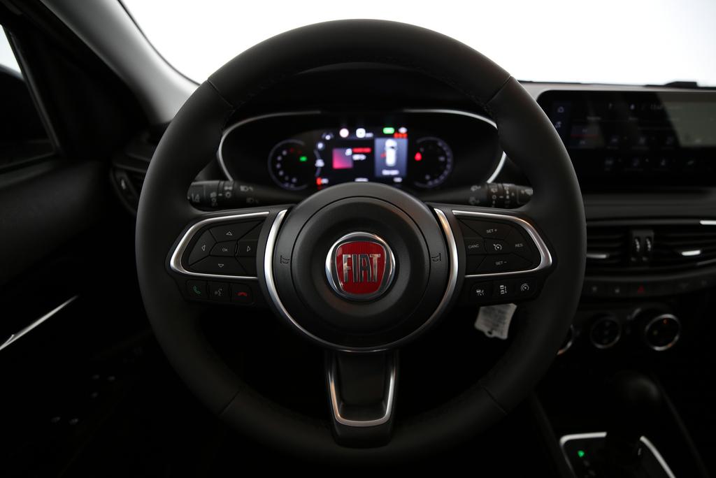 FIAT Tipo SW 1.5 Hybrid Swiss Cross-image-5