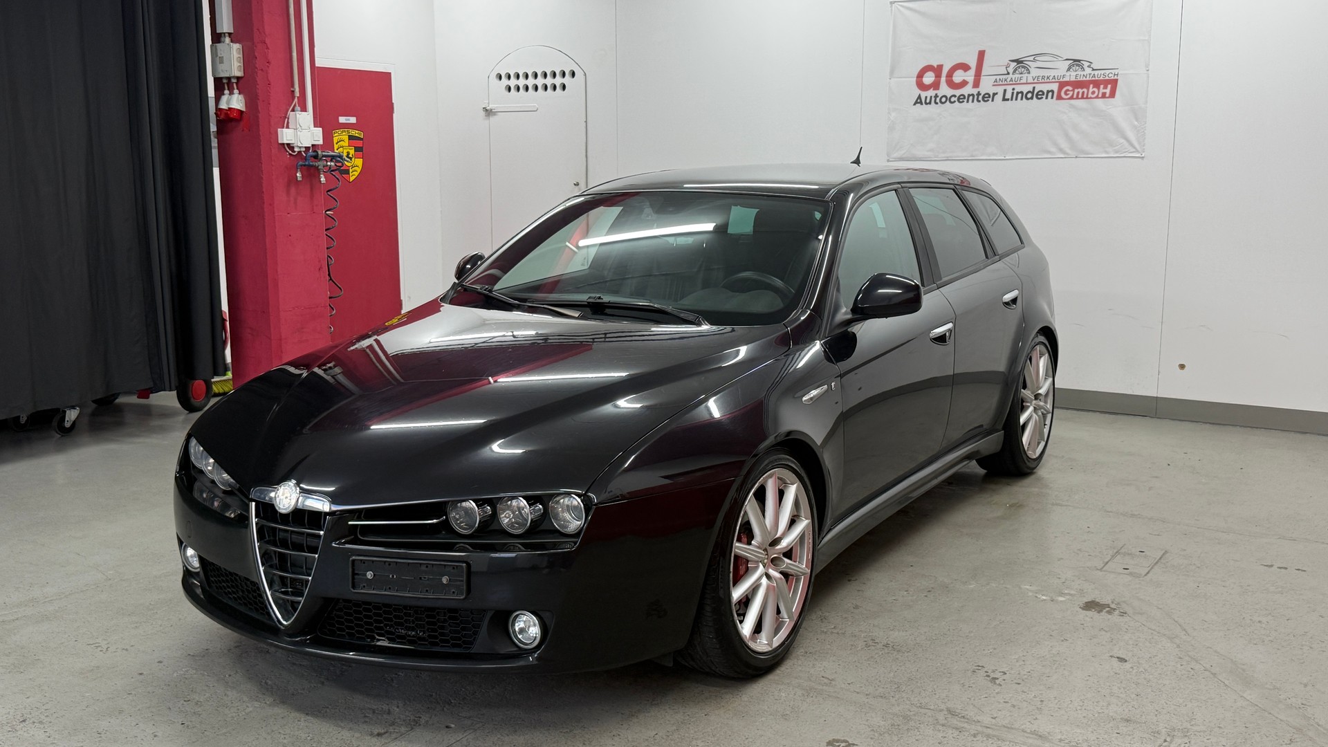 ALFA ROMEO 159 Sportwagon 2.4 JTD Distinctive Q-Tronic-image-2