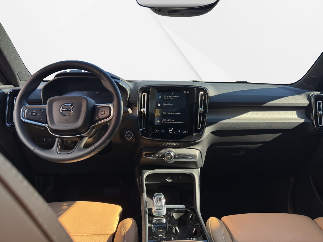 VOLVO XC40 T5 TwE Inscription DCT-image-9
