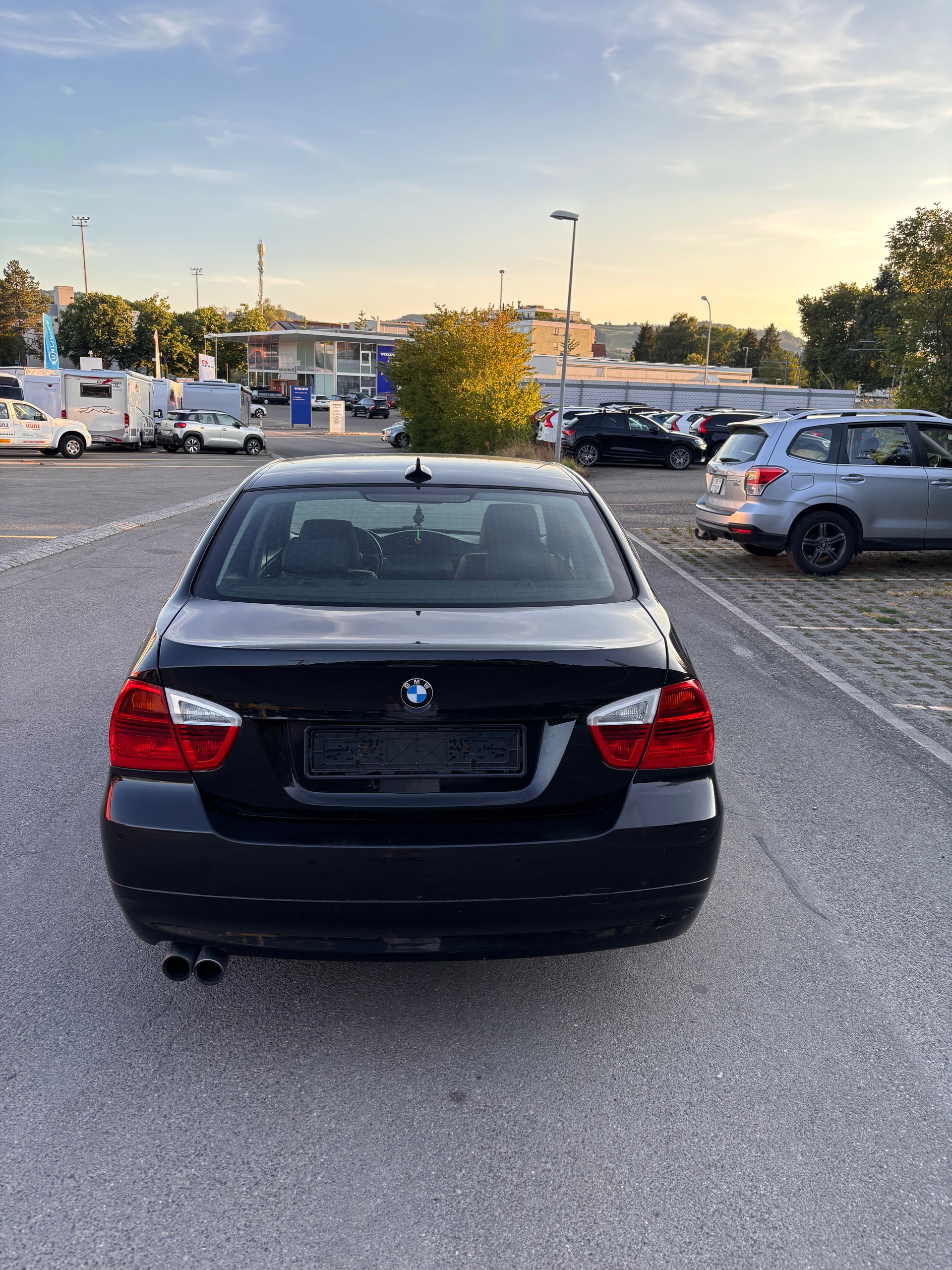 BMW 325xi Steptronic-image-5