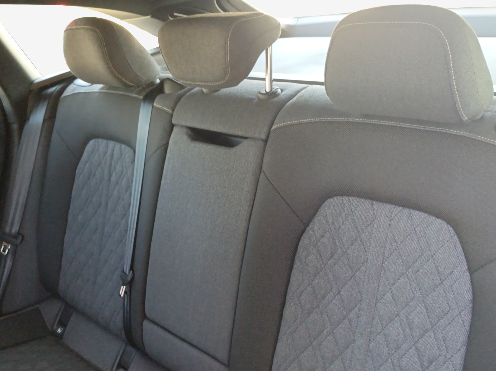 AUDI A5 Avant TDI quattro 150 kW Attraction S tronic-image-11