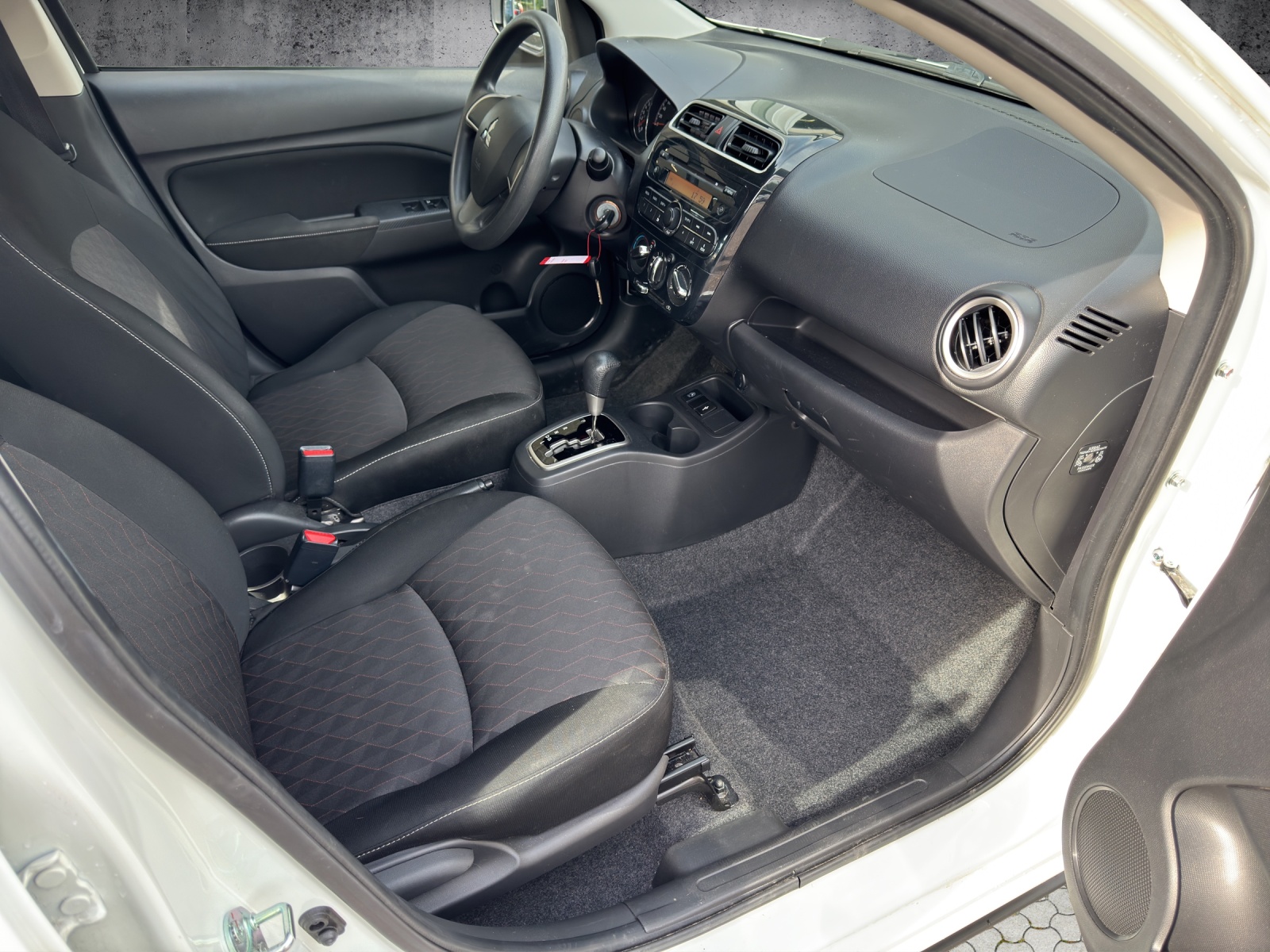 MITSUBISHI Space Star 1.2 CVT Pure-image-12