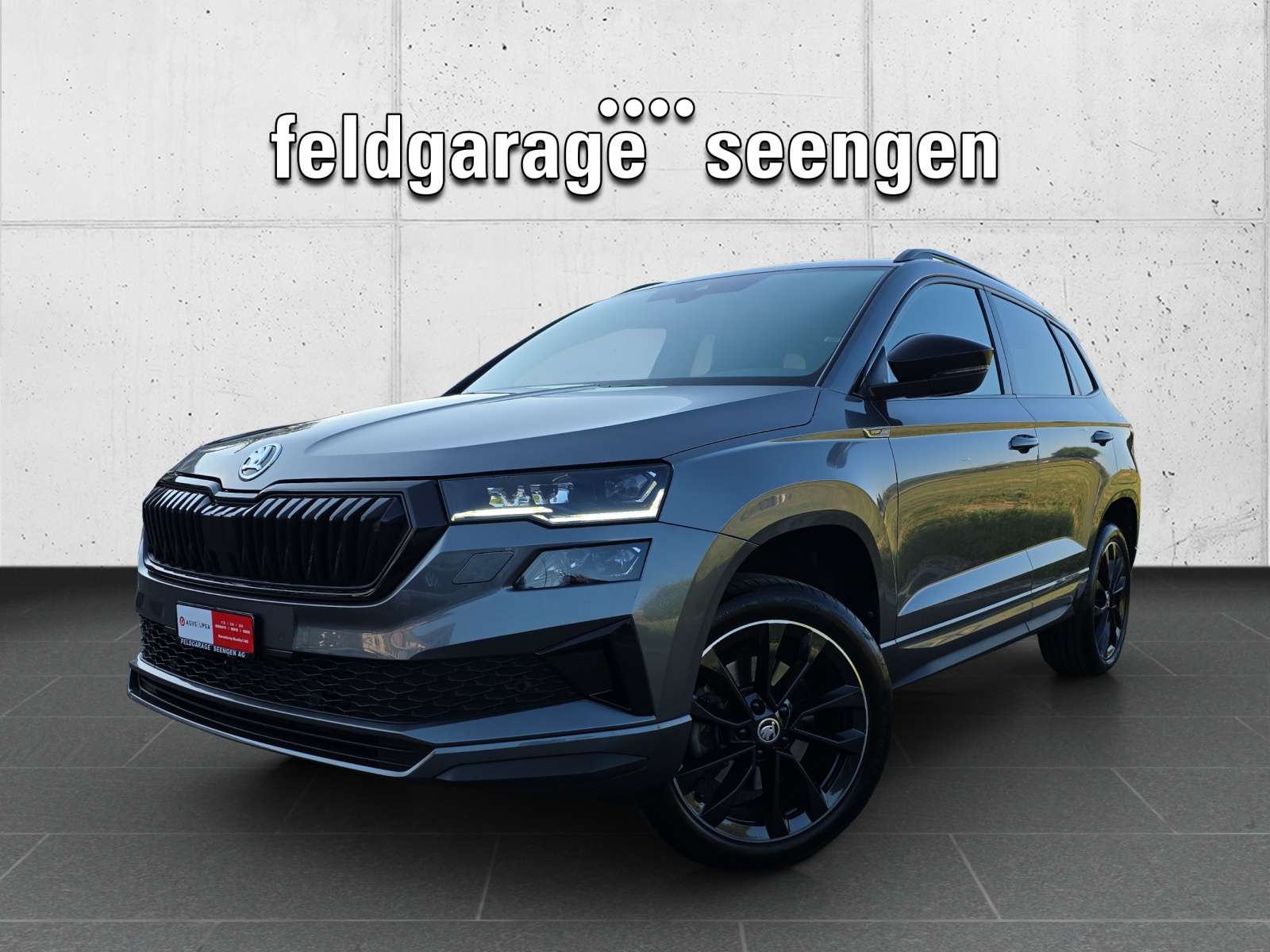SKODA Karoq 1.5 TSI SportLine DSG mit fortl. Werksgarantie, AHK, Rückfahrkamera & Winterräder-image-0