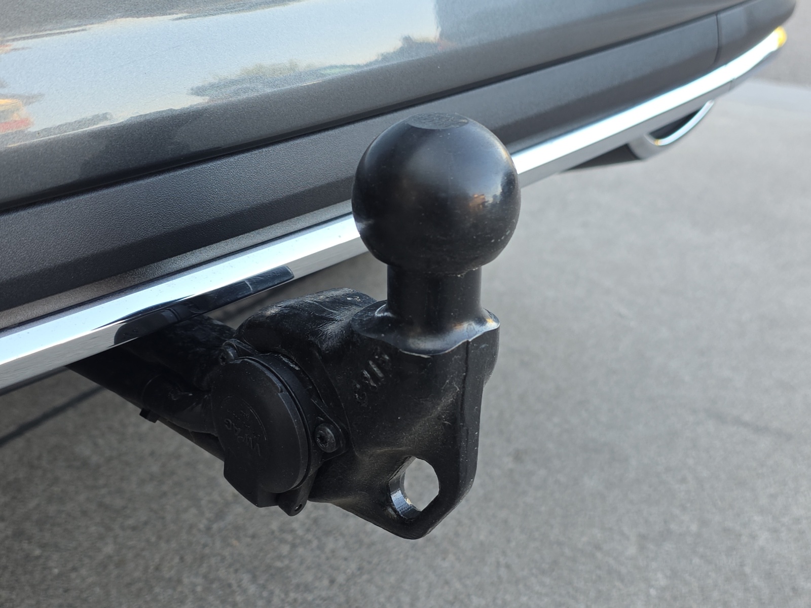 SKODA Karoq 1.5 TSI SportLine DSG mit fortl. Werksgarantie, AHK, Rückfahrkamera & Winterräder-image-9