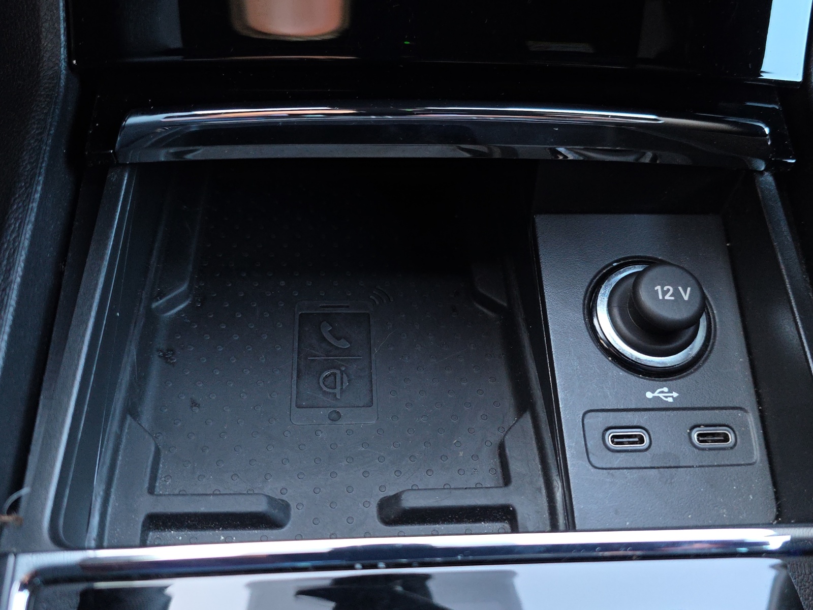 SKODA Karoq 1.5 TSI SportLine DSG mit fortl. Werksgarantie, AHK, Rückfahrkamera & Winterräder-image-21