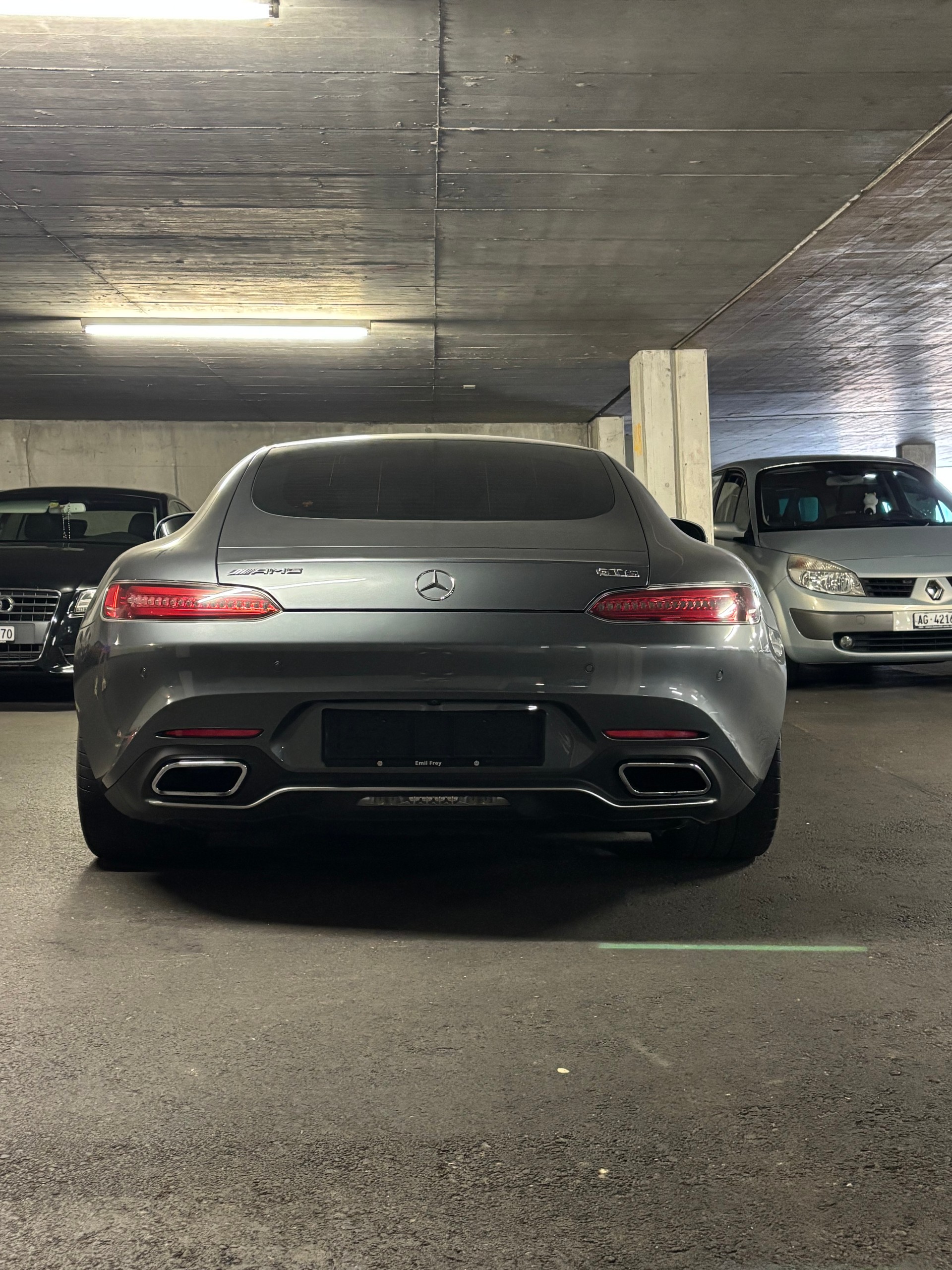 MERCEDES-BENZ AMG GT S-image-3