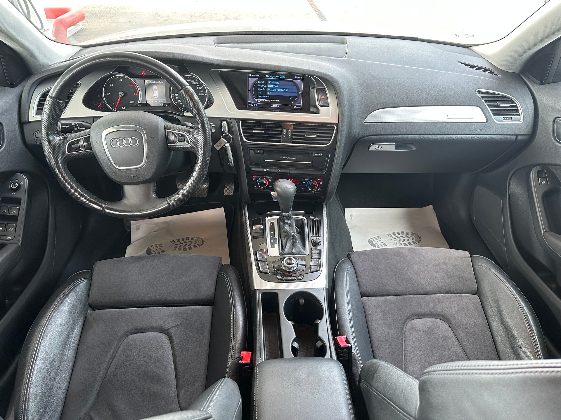 AUDI A4 allroad 3.0 TDI quattro S-tronic-image-11