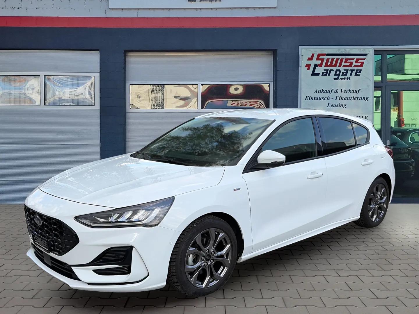 FORD Focus 1.0 MHEV ST-Line X Automat 155PS mit B&O Soundsystem-showroom-element-3