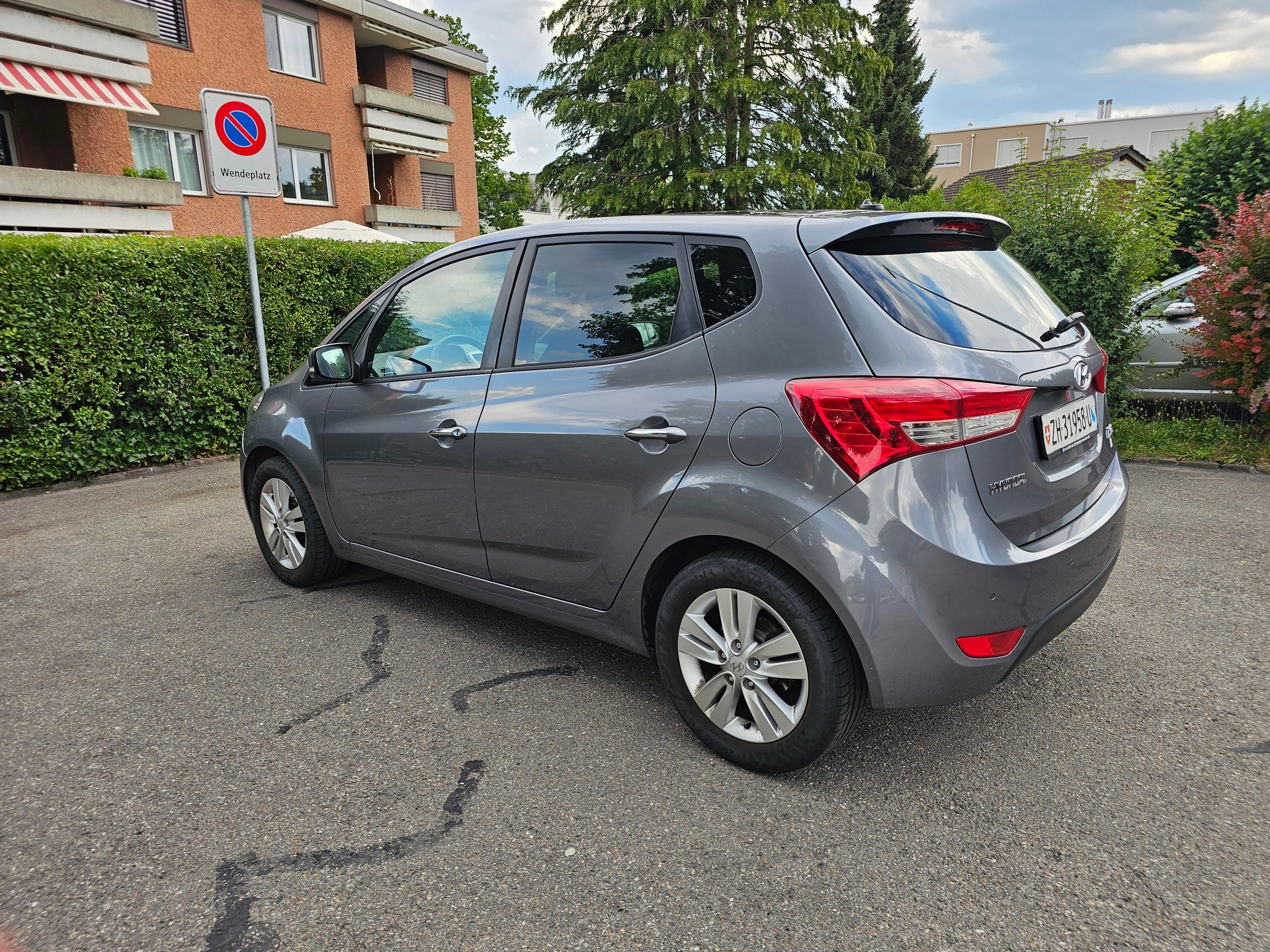 HYUNDAI iX20 1.6 Style Automatic-image-5