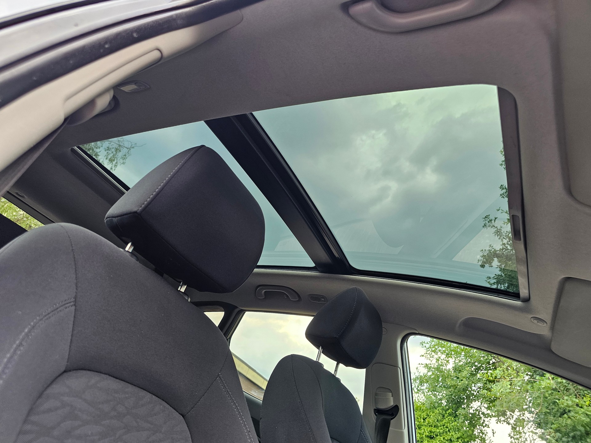 HYUNDAI iX20 1.6 Style Automatic-image-12