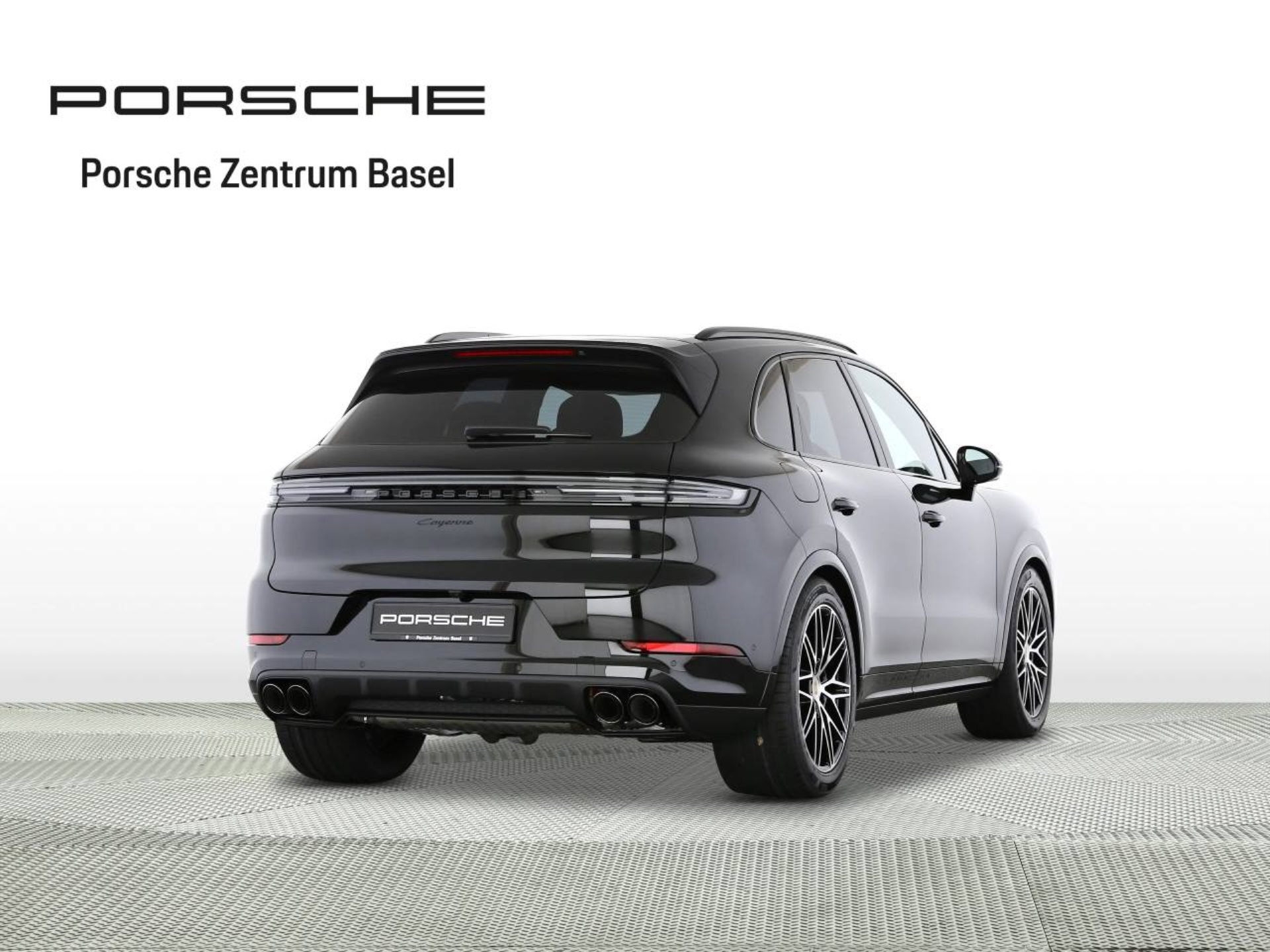 PORSCHE Cayenne Black Edition-image-2