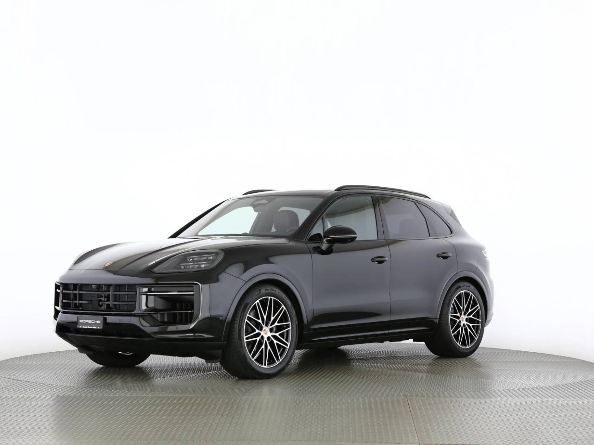 PORSCHE Cayenne Black Edition-image-9