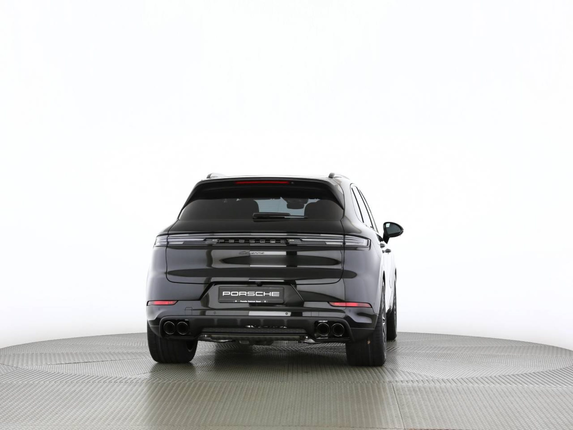 PORSCHE Cayenne Black Edition-image-18