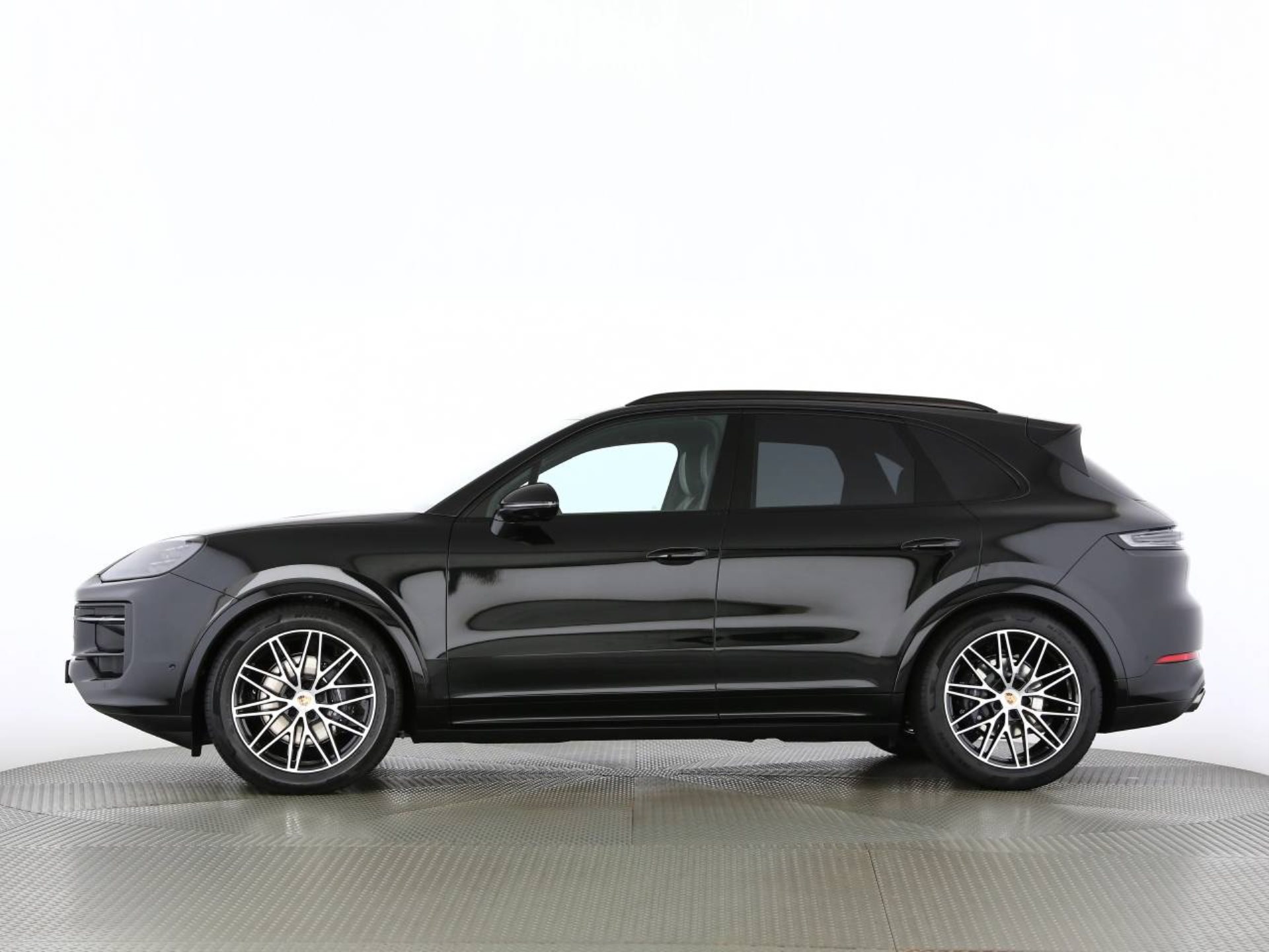 PORSCHE Cayenne Black Edition-image-12