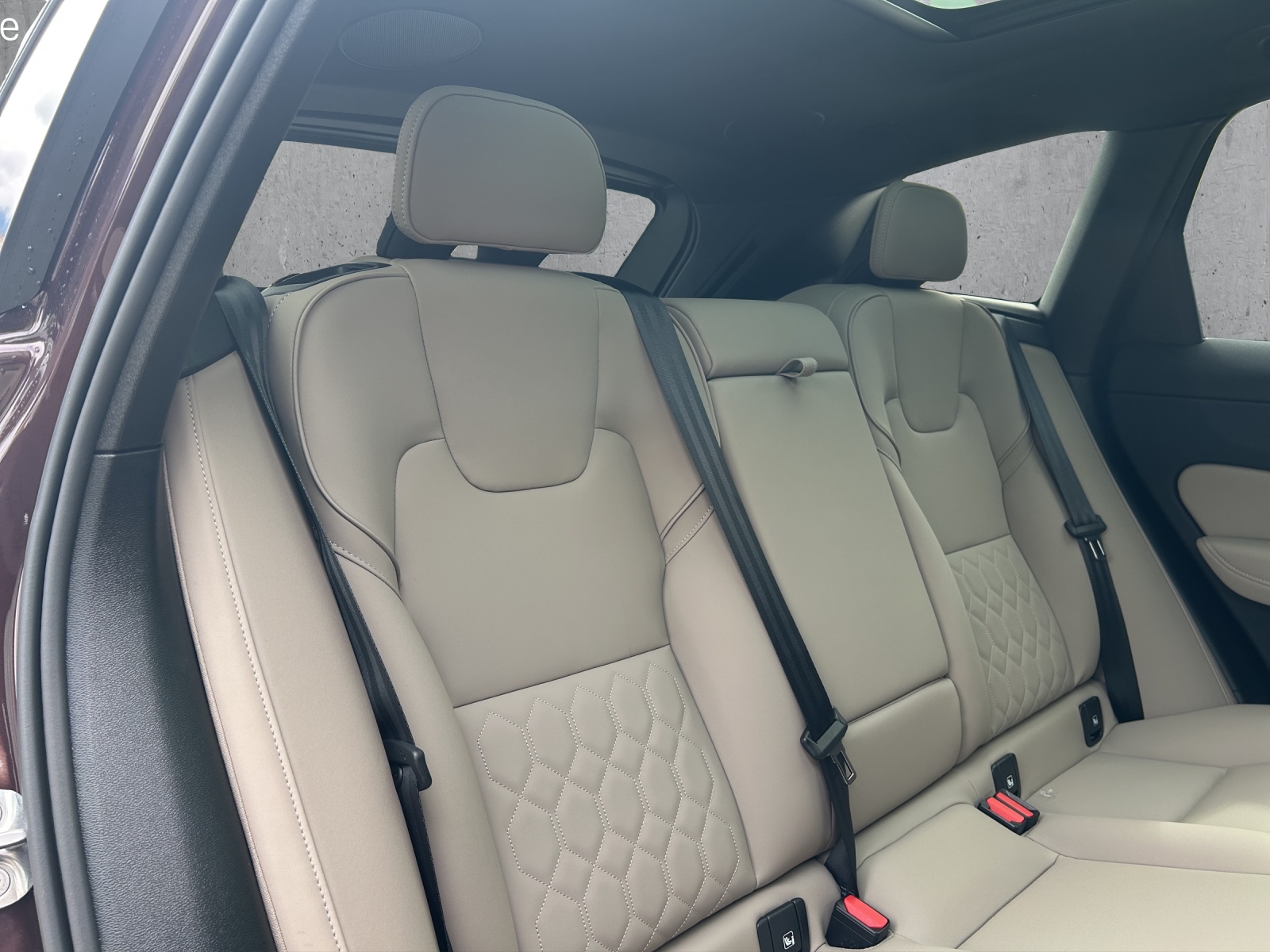 VOLVO XC60 T6 eAWD PluginHybrid Ultra Dark Geartronic-image-12