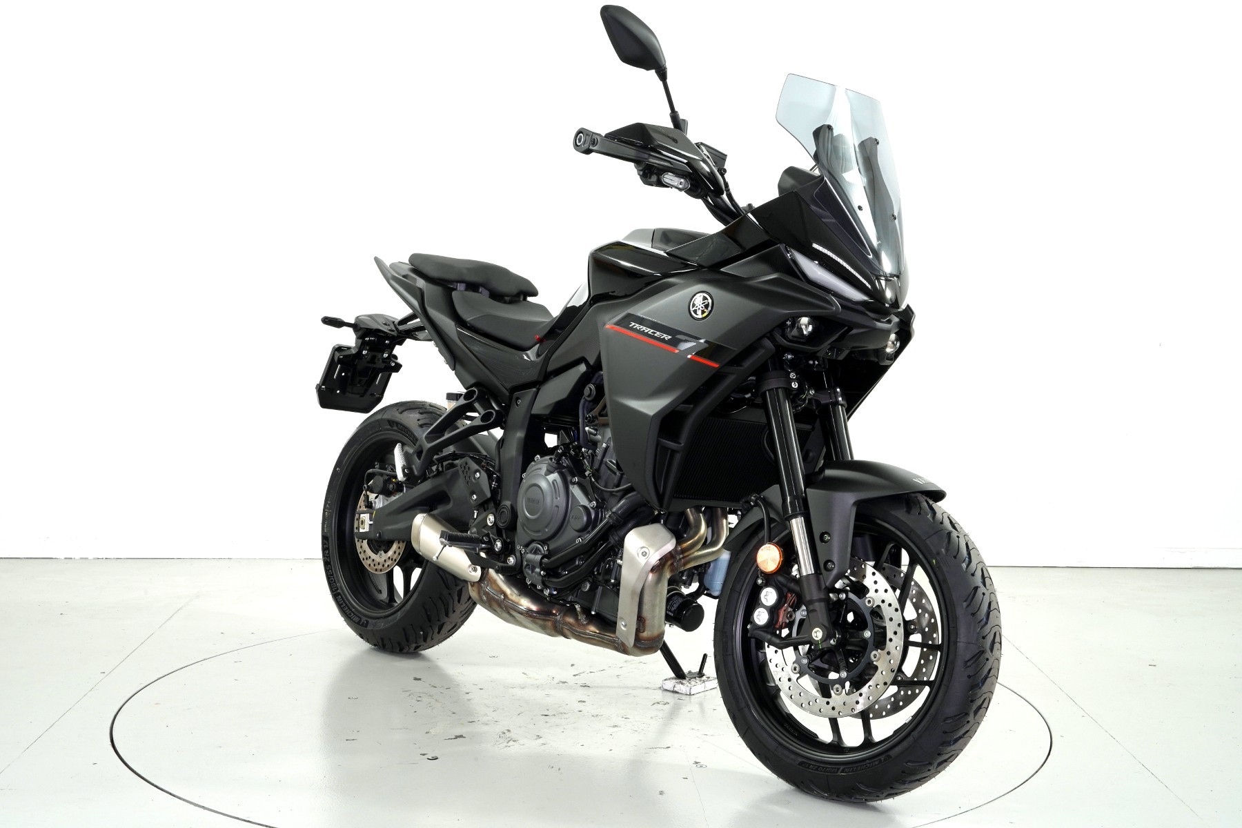 YAMAHA Tracer 7 ABS-showroom-element-1