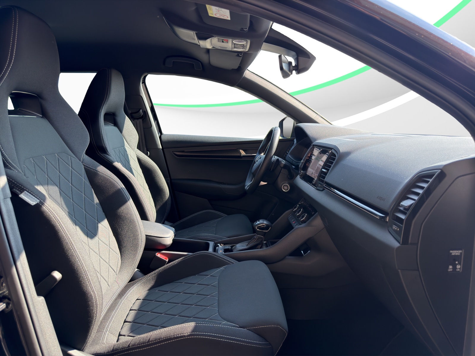 SKODA Karoq 2.0 TSI SportLine 4x4 DSG-image-12