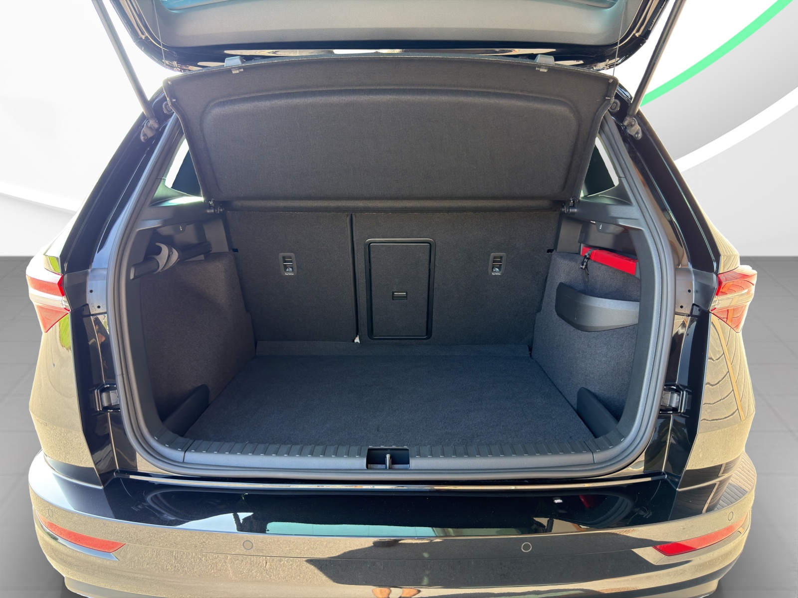 SKODA Karoq 2.0 TSI SportLine 4x4 DSG-image-14