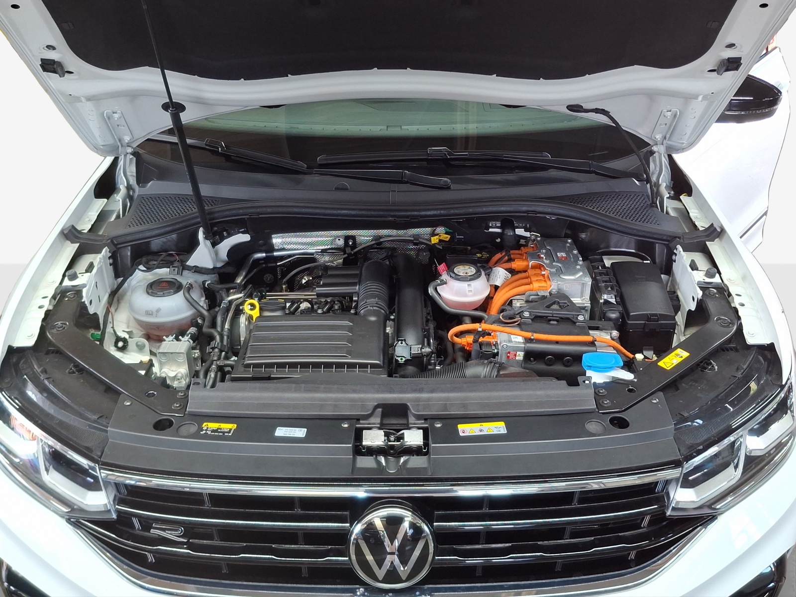VW Tiguan 1.4TSI PHEV Selection DSG-image-16