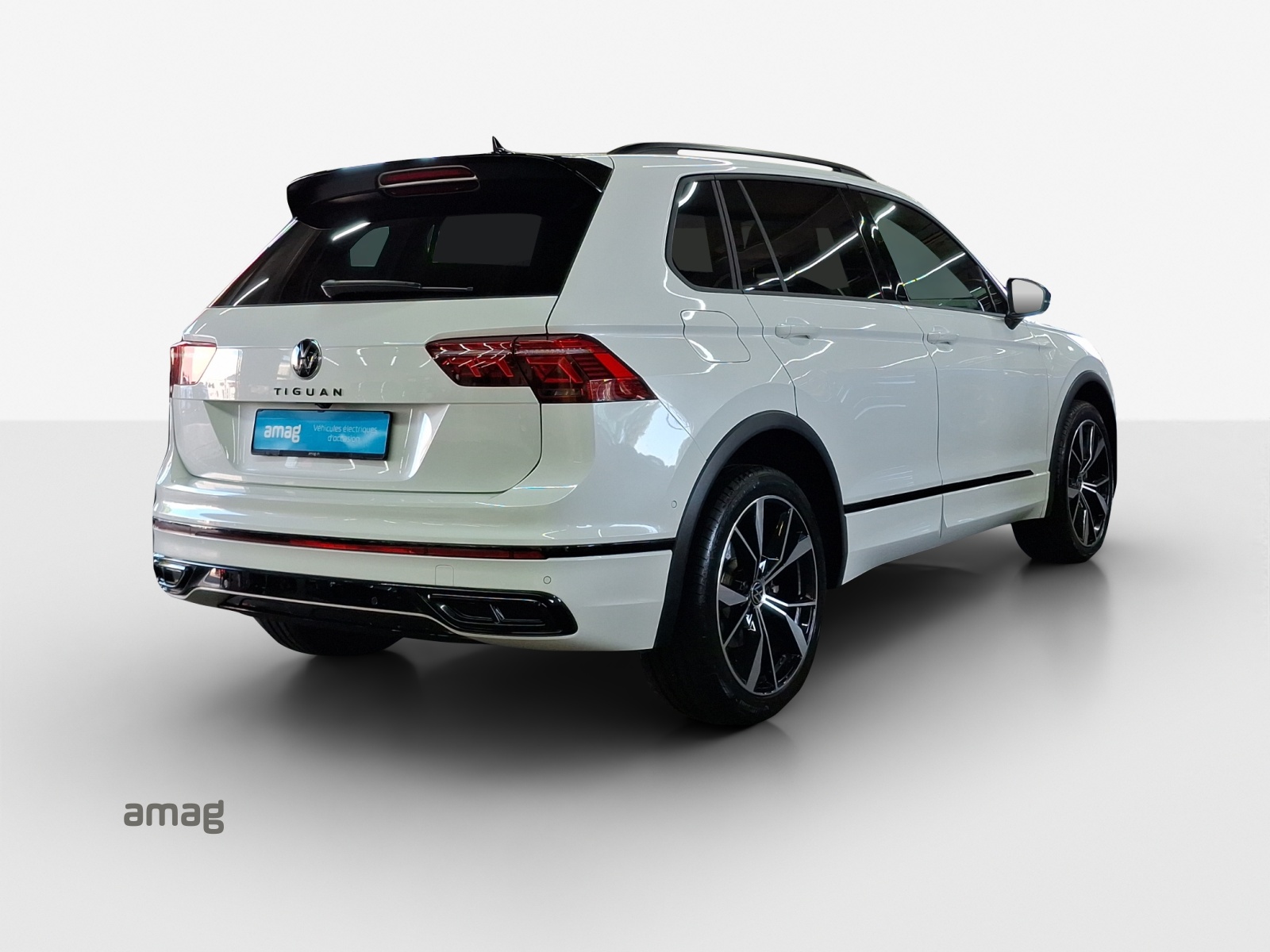 VW Tiguan 1.4TSI PHEV Selection DSG-image-5