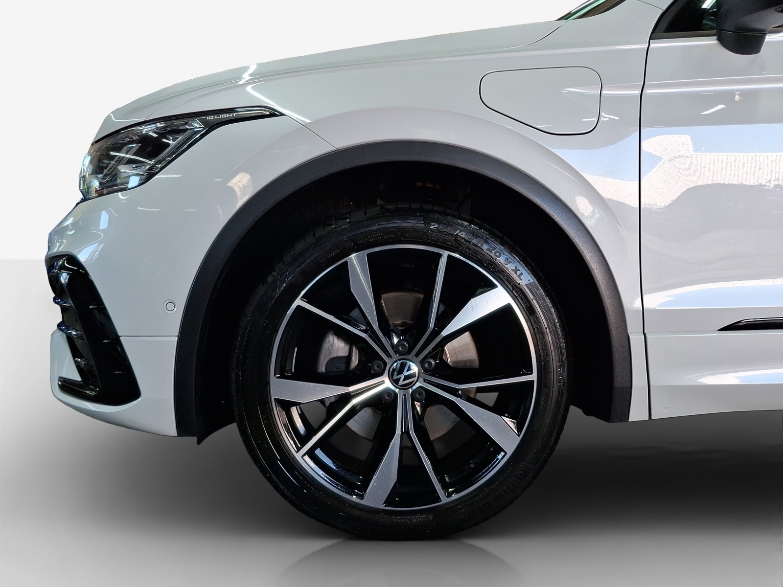 VW Tiguan 1.4TSI PHEV Selection DSG-image-15