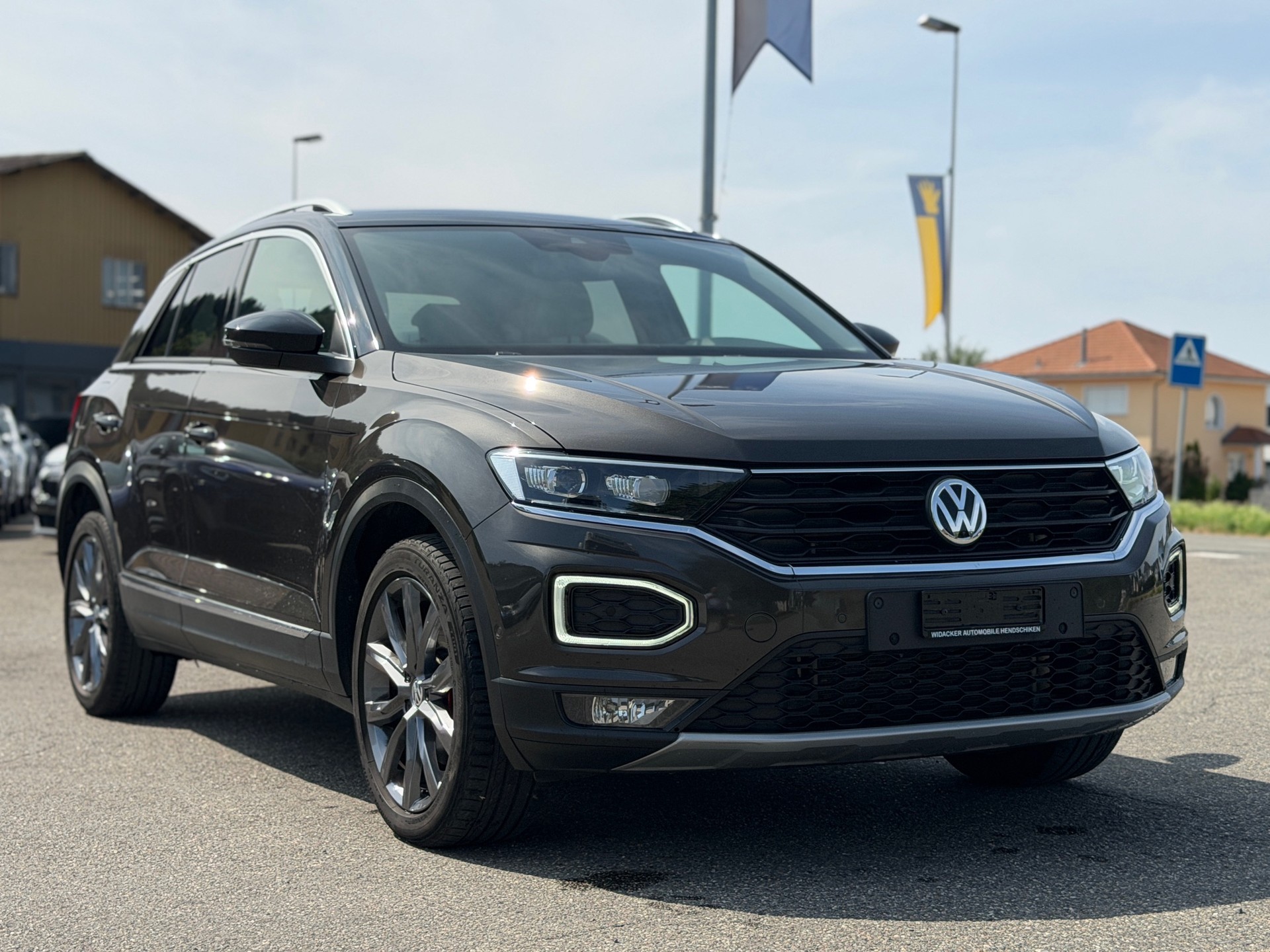 VW T-Roc 2.0 TDI SCR Sport DSG 4Motion-image-2