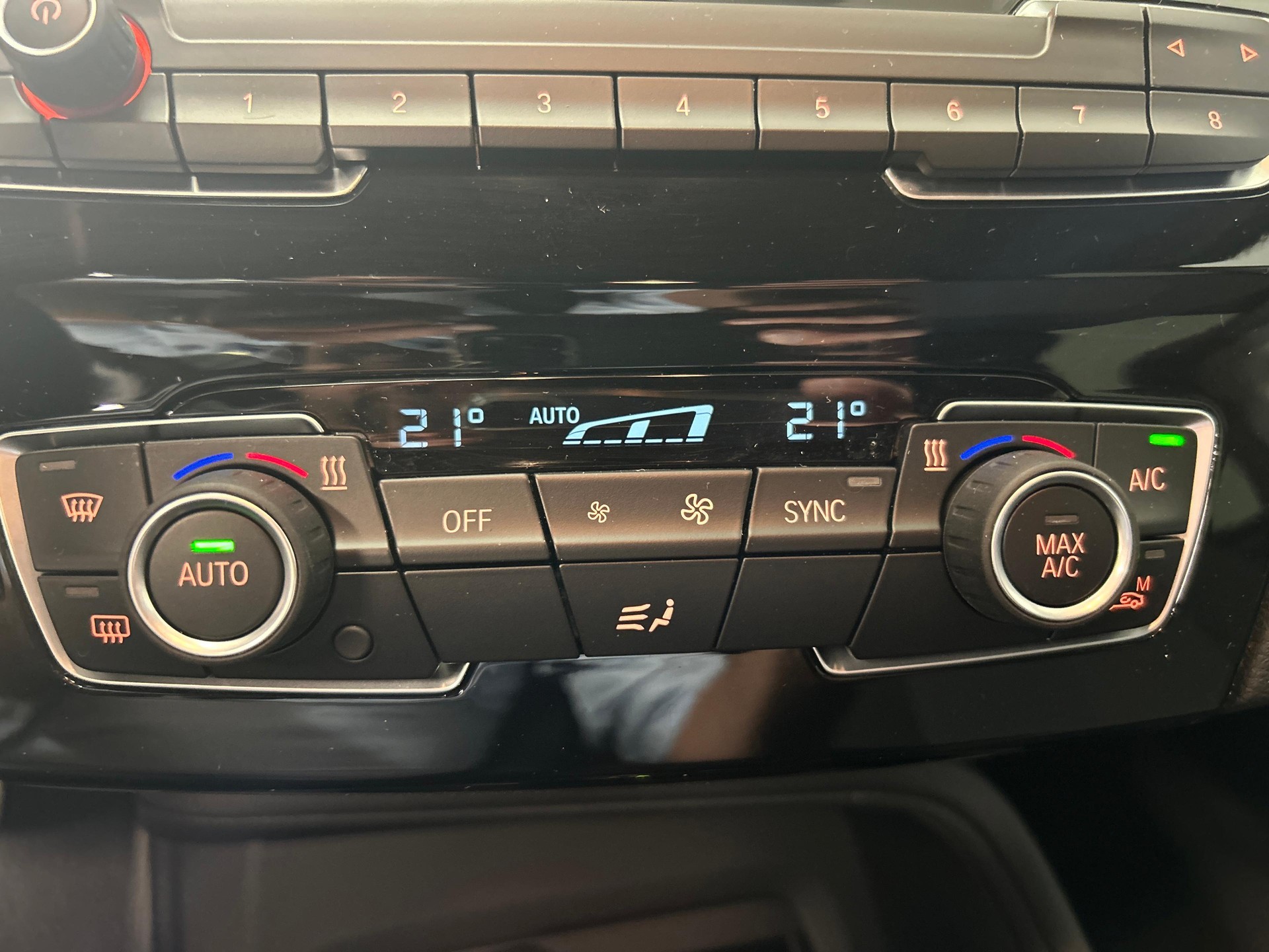 BMW X1 25e xDrive-image-14