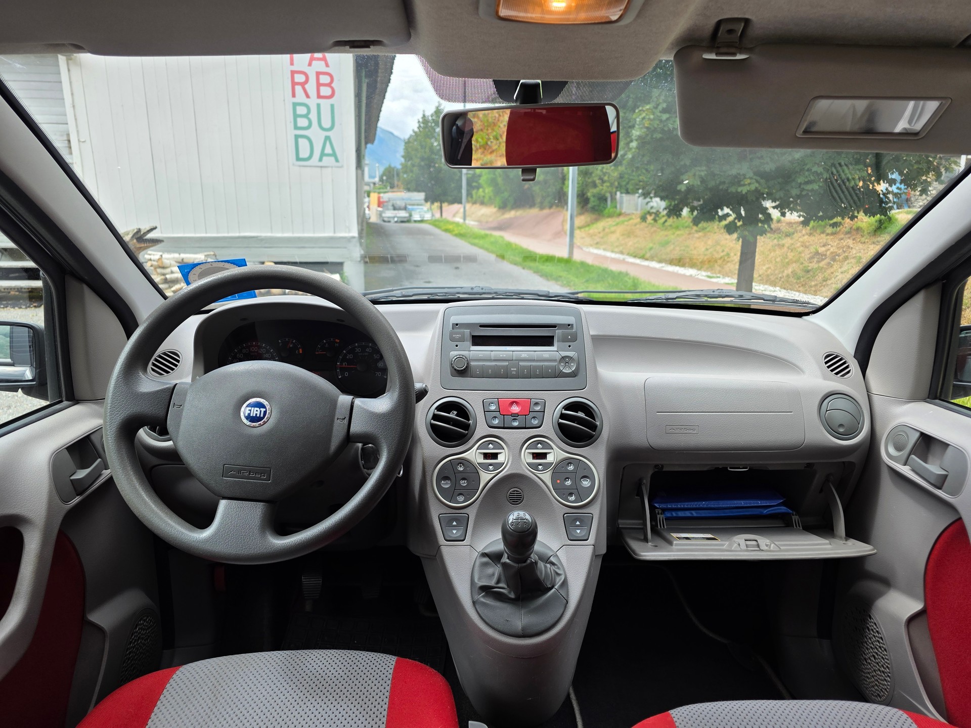 FIAT Panda 1.3 16V JTD Cross 4x4-image-9