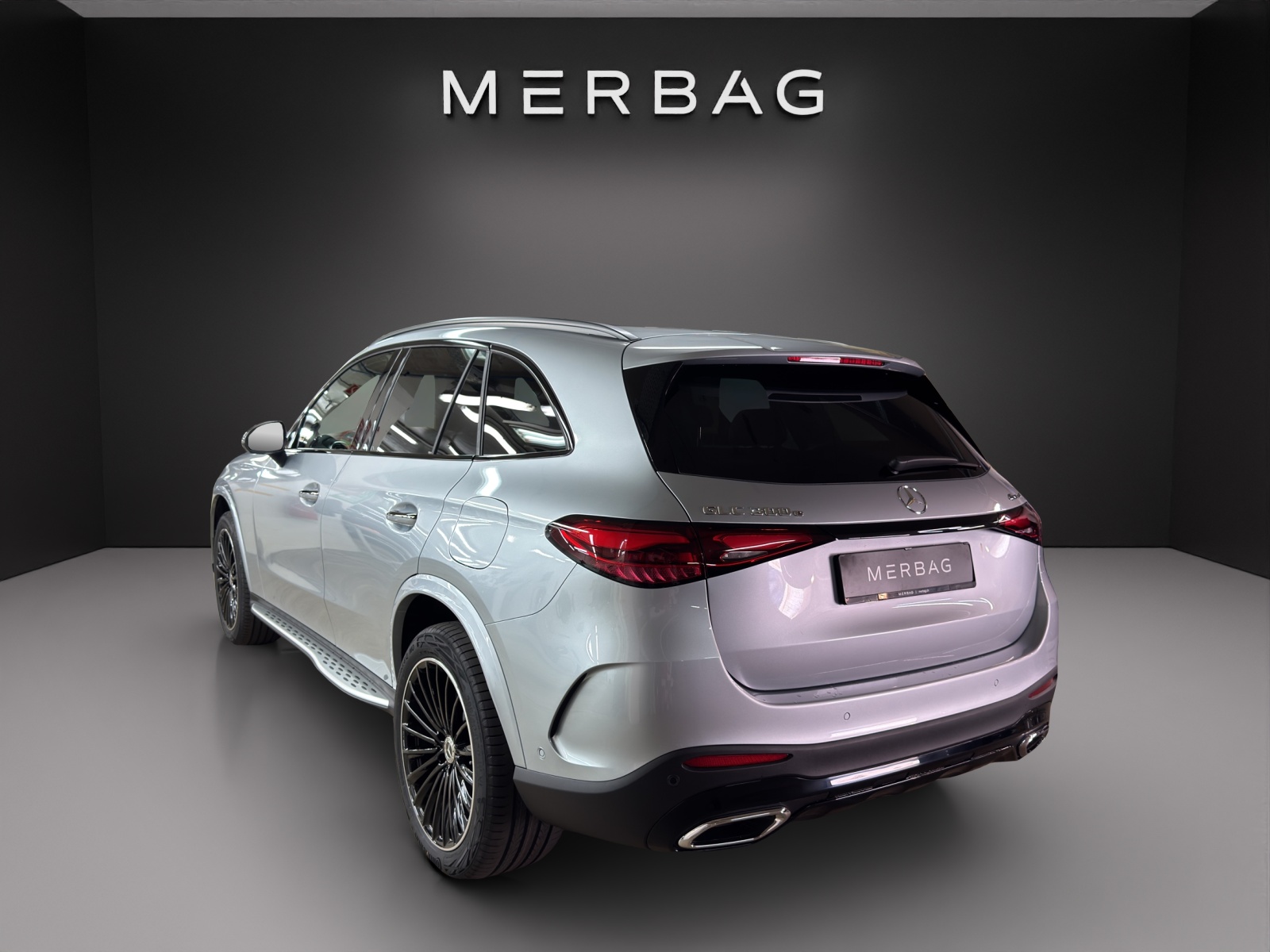 MERCEDES-BENZ GLC 300 e 4Matic 9G-Tronic EQ star-image-2