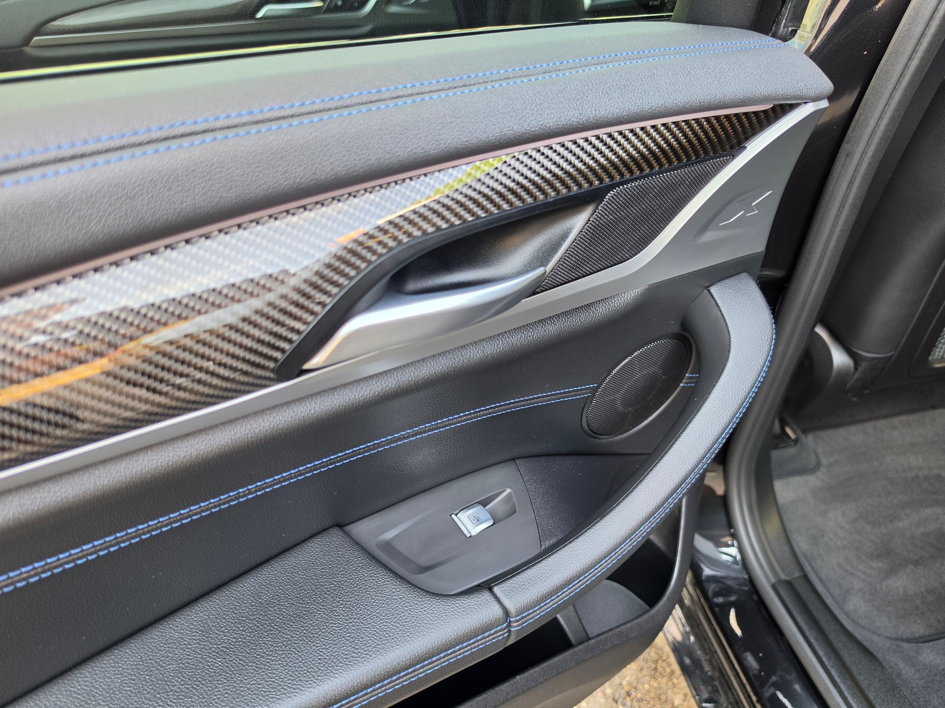 BMW X4 M40i Steptronic-image-15