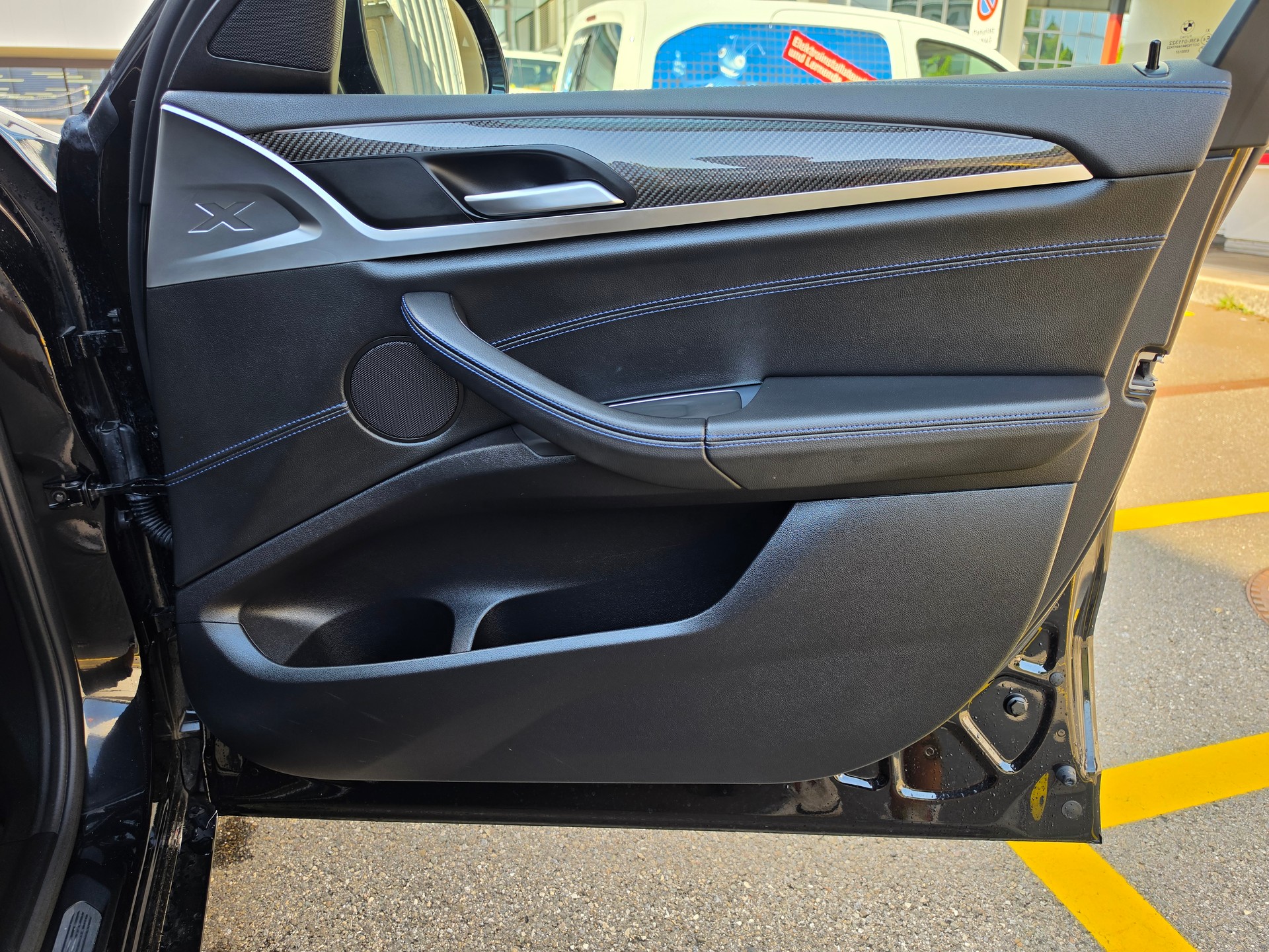 BMW X4 M40i Steptronic-image-22