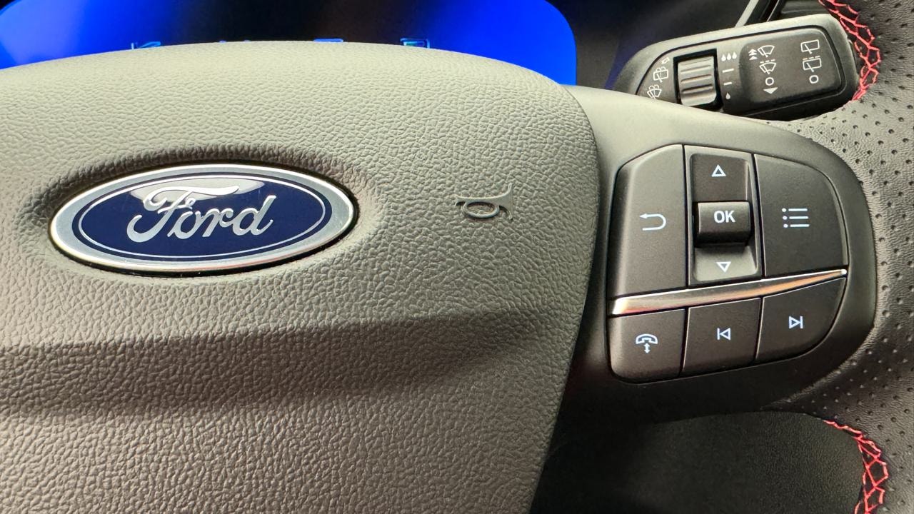 FORD Kuga 1.5 SCTi ST-Line Automat FWD-image-9