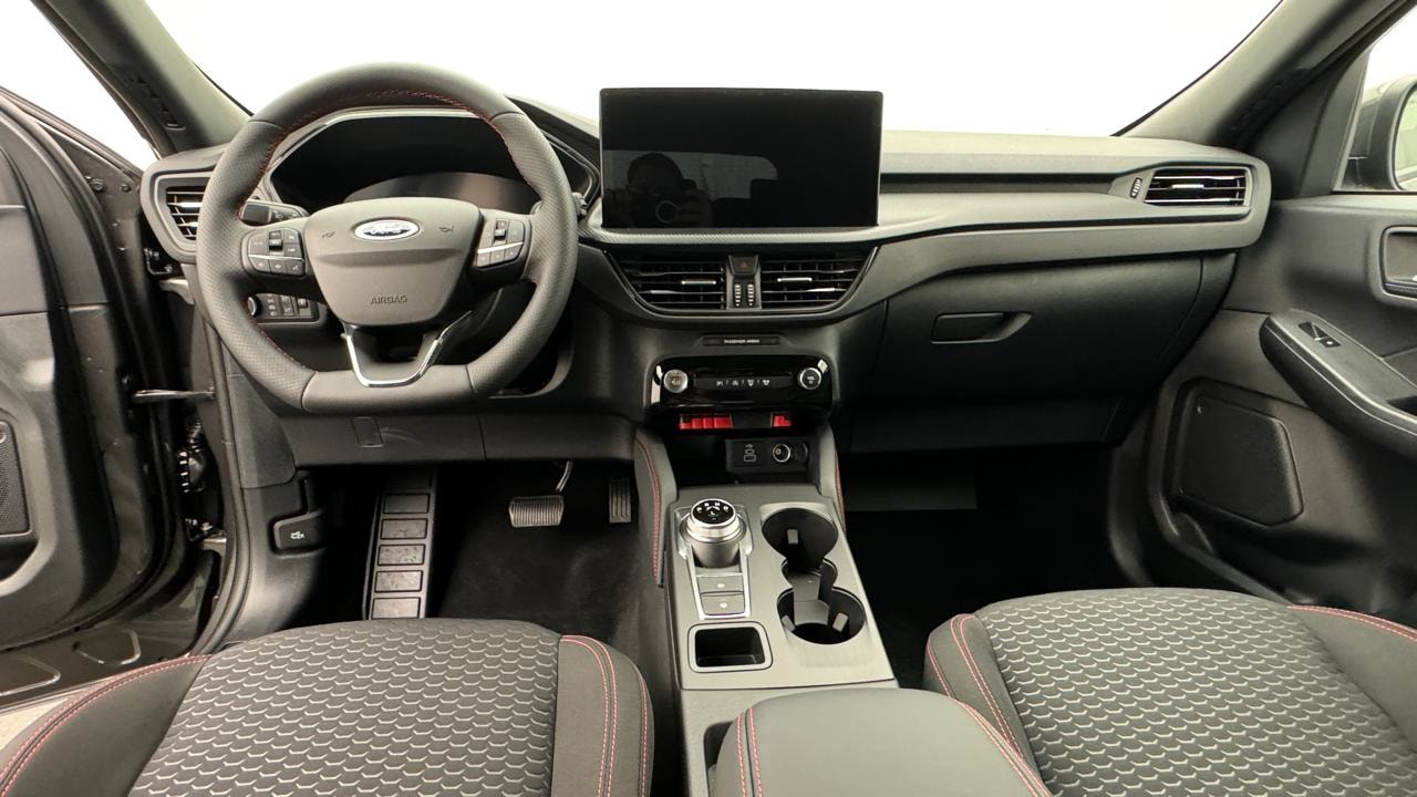 FORD Kuga 1.5 SCTi ST-Line Automat FWD-image-5