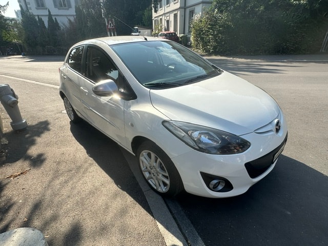 MAZDA 2 1.3 84 MZR Suisse Edition+-image-9