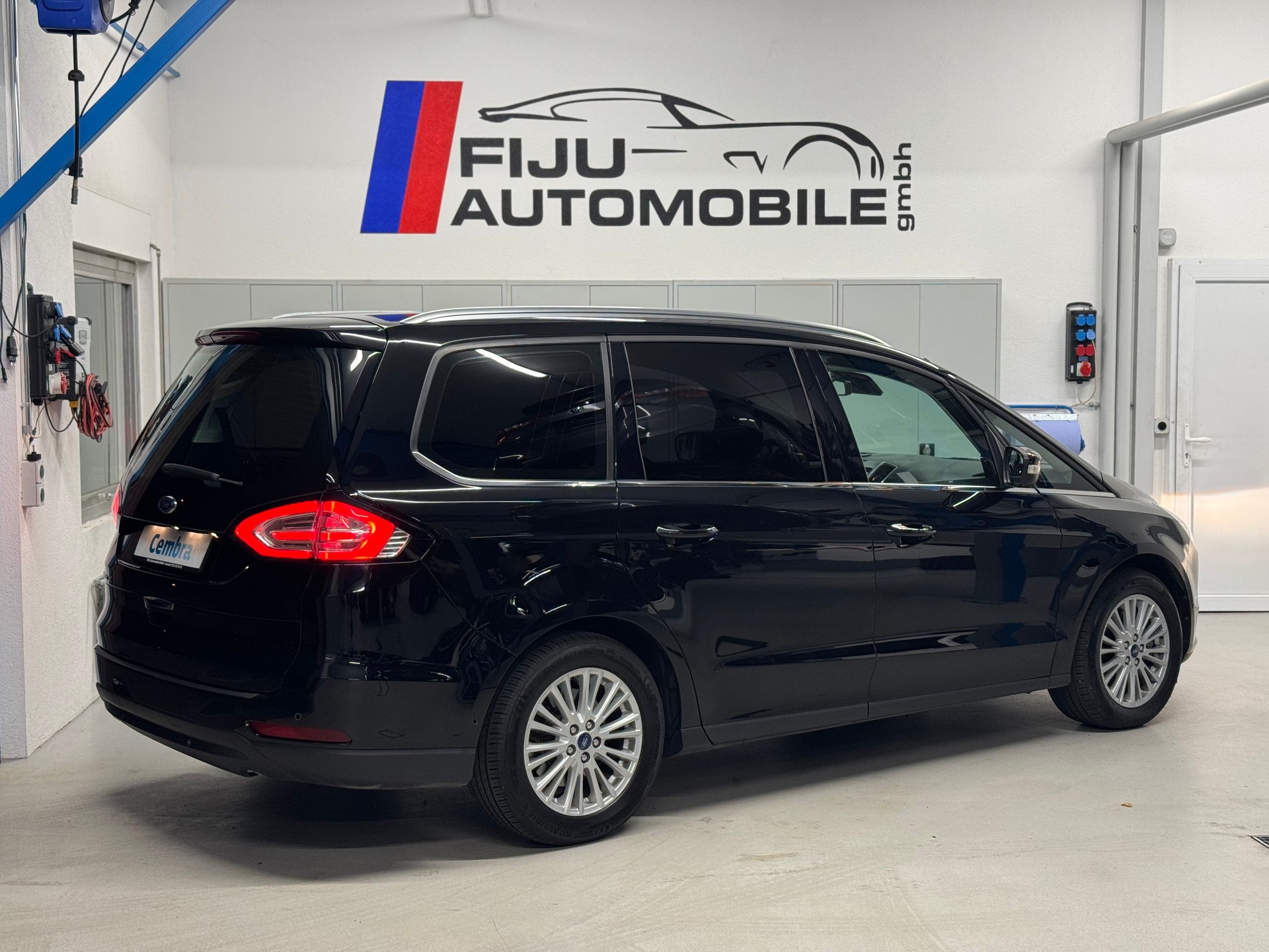 FORD Galaxy 2.0 TDCi Trend AWD PowerShift-image-3