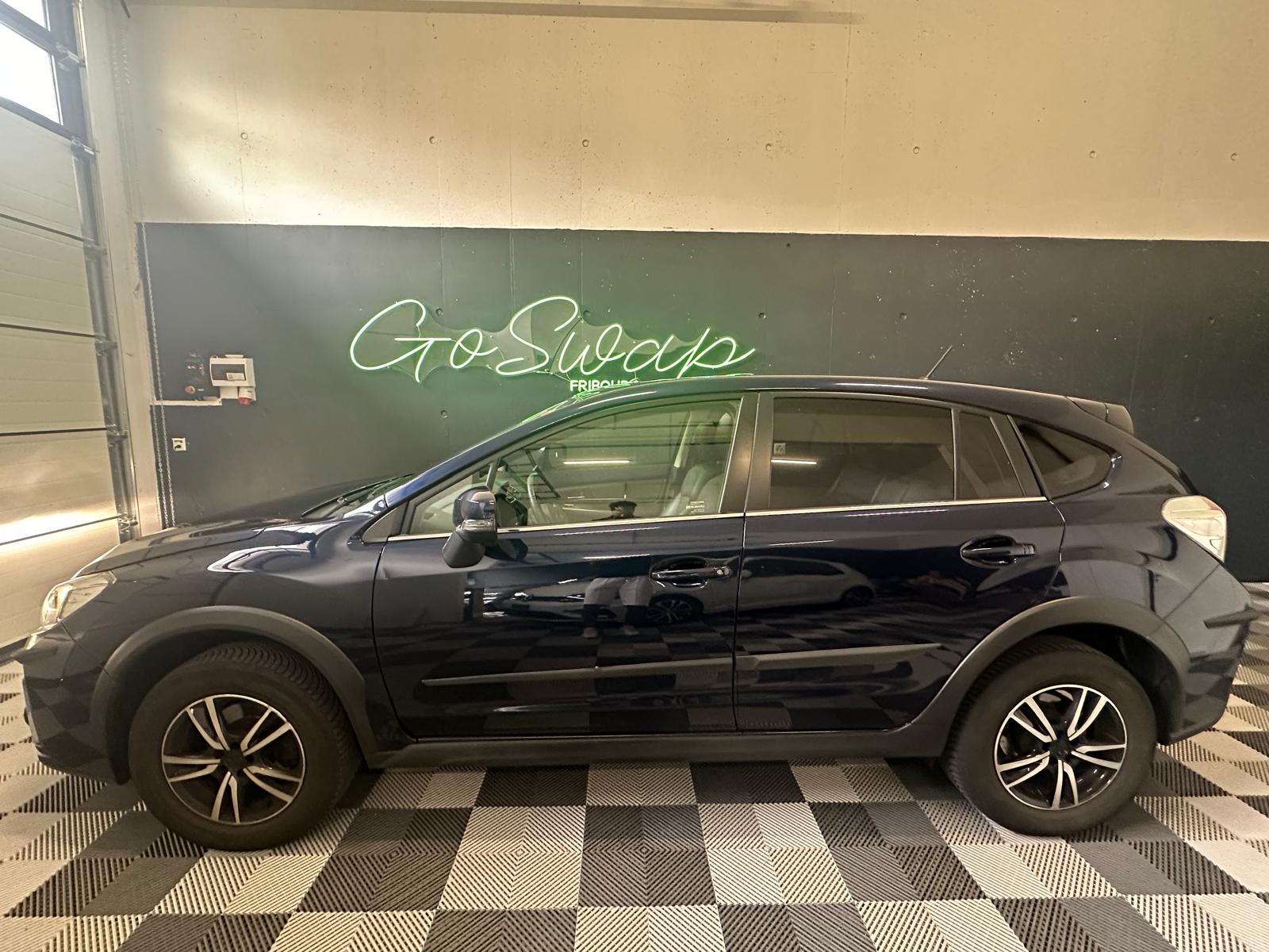 SUBARU XV 2.0 Swiss Three AWD CVT-image-2