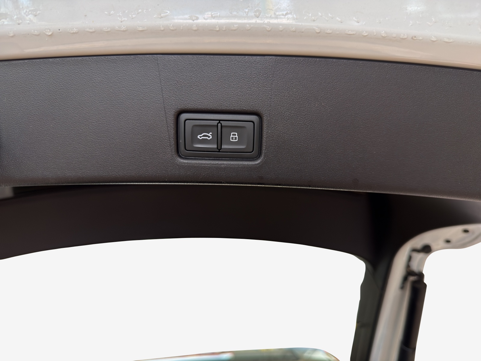 AUDI Q4 Sportback e-tron 50 quattro-image-13