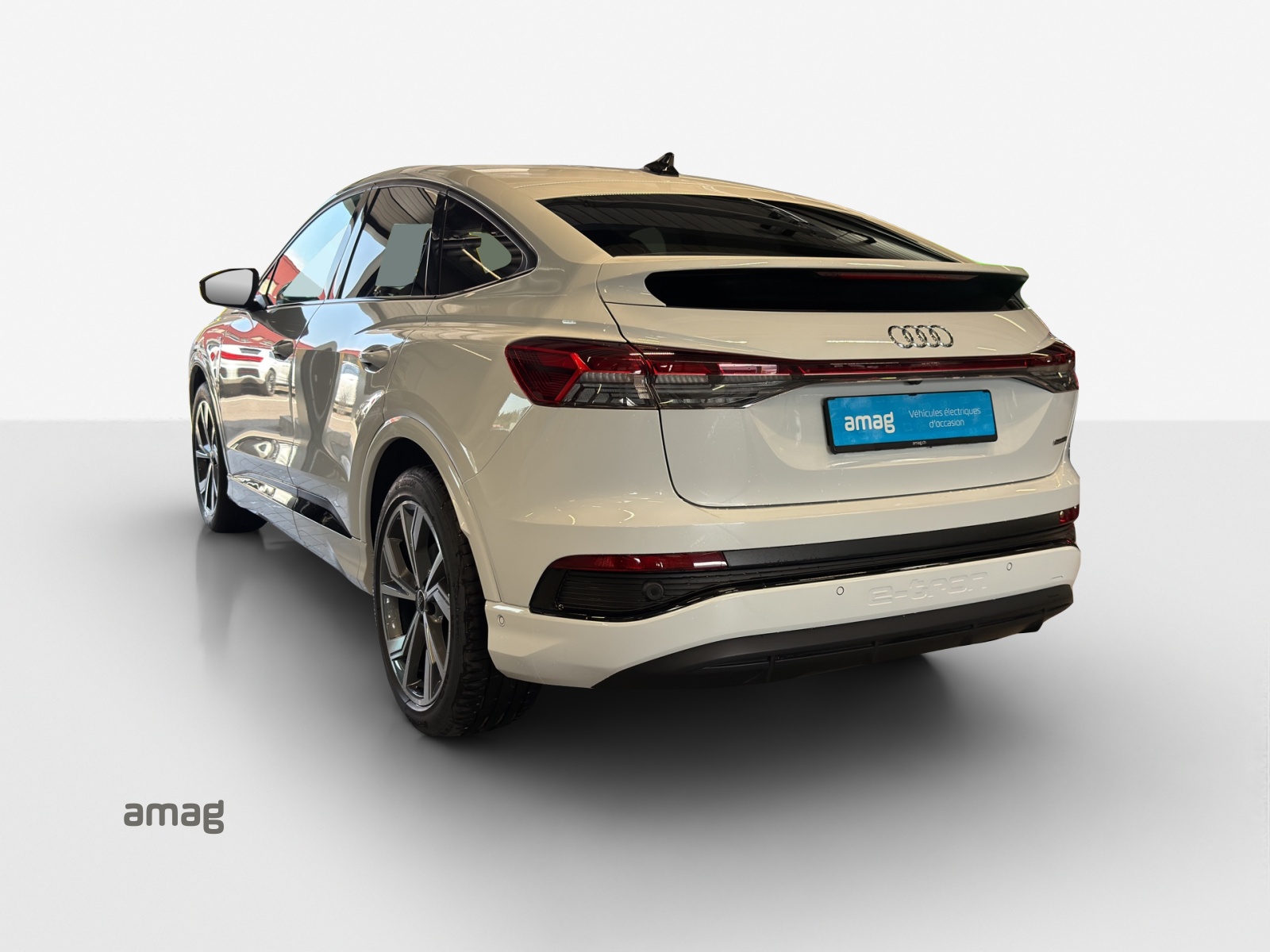 AUDI Q4 Sportback e-tron 50 quattro-image-2
