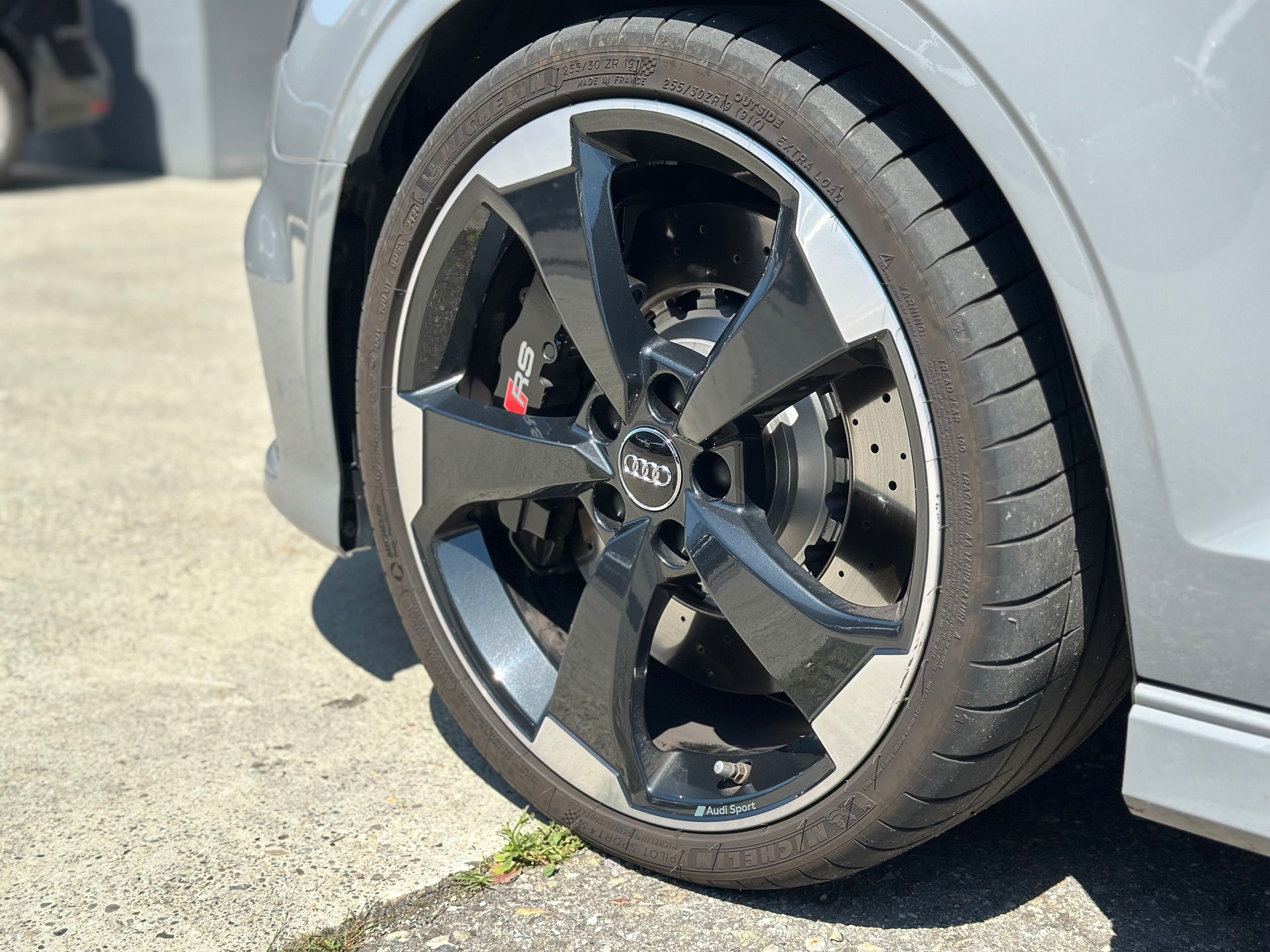 AUDI RS3 Limousine 2.5 TSI quattro S-tronic-image-14