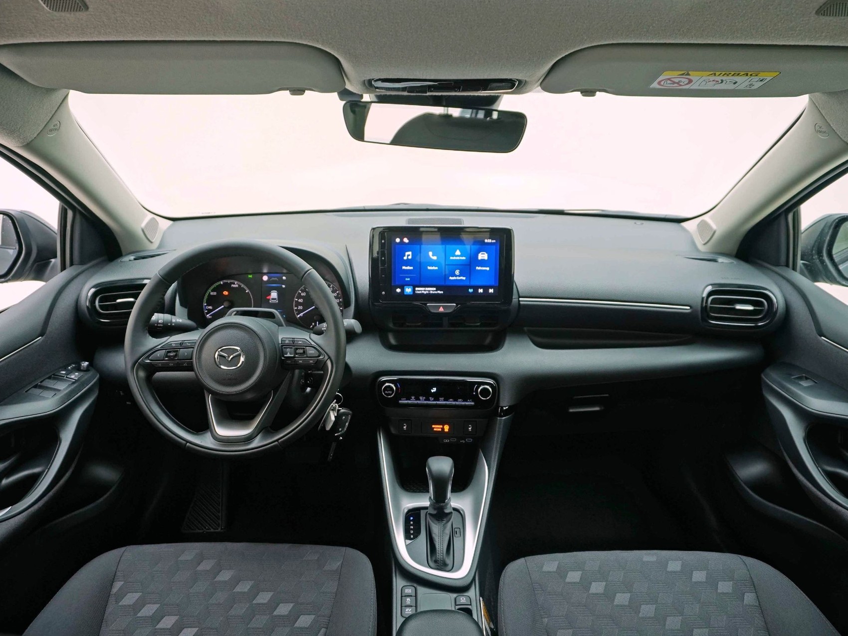MAZDA 2 1.5 Hybrid Centre-Line-image-8