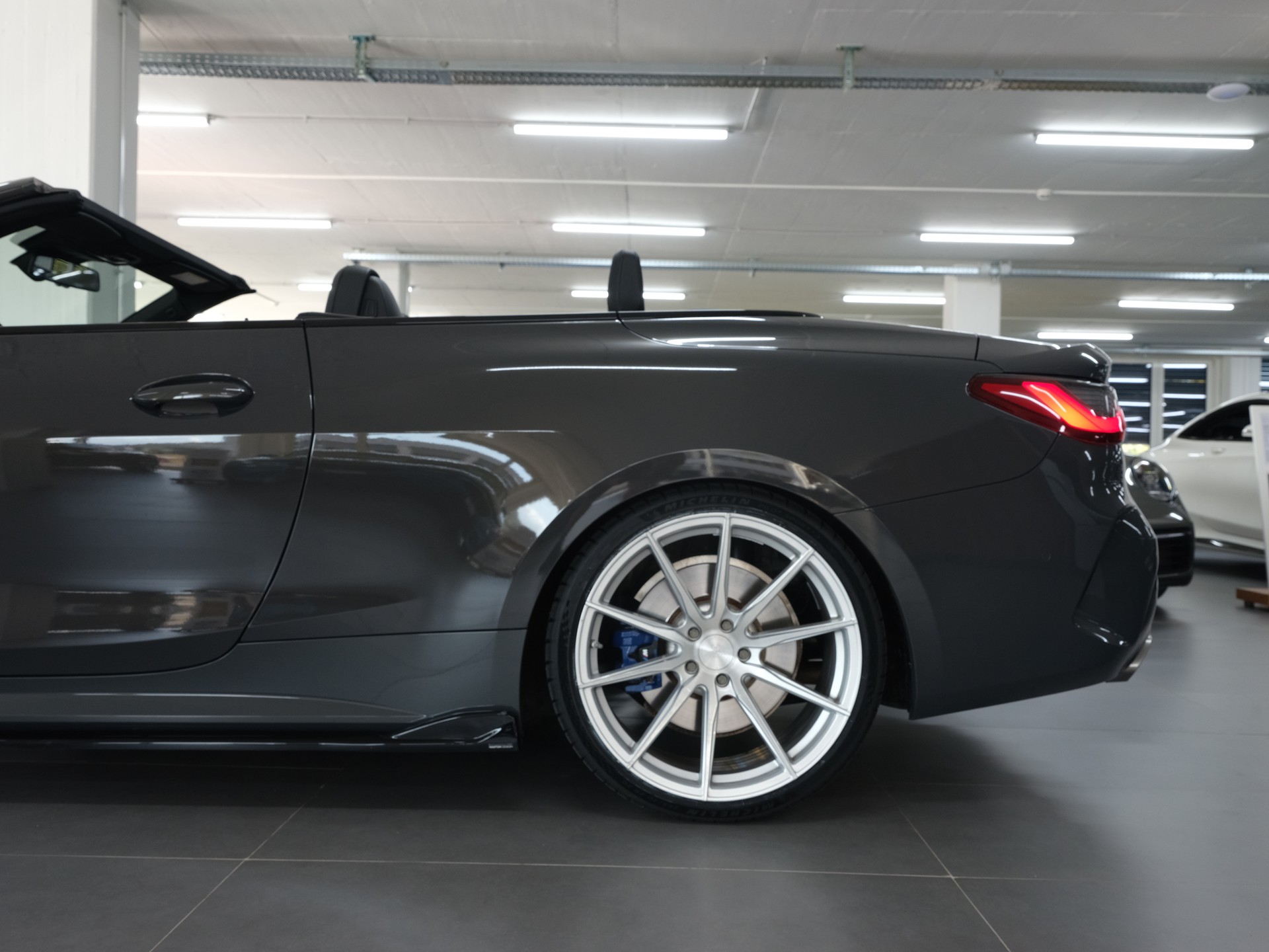 BMW M440i xDrive 48V Cabriolet Steptronic *Harman & Kardon* *Sitzheizung/Lüftung* *360 Kamera* *Nackenwärmer*-image-12