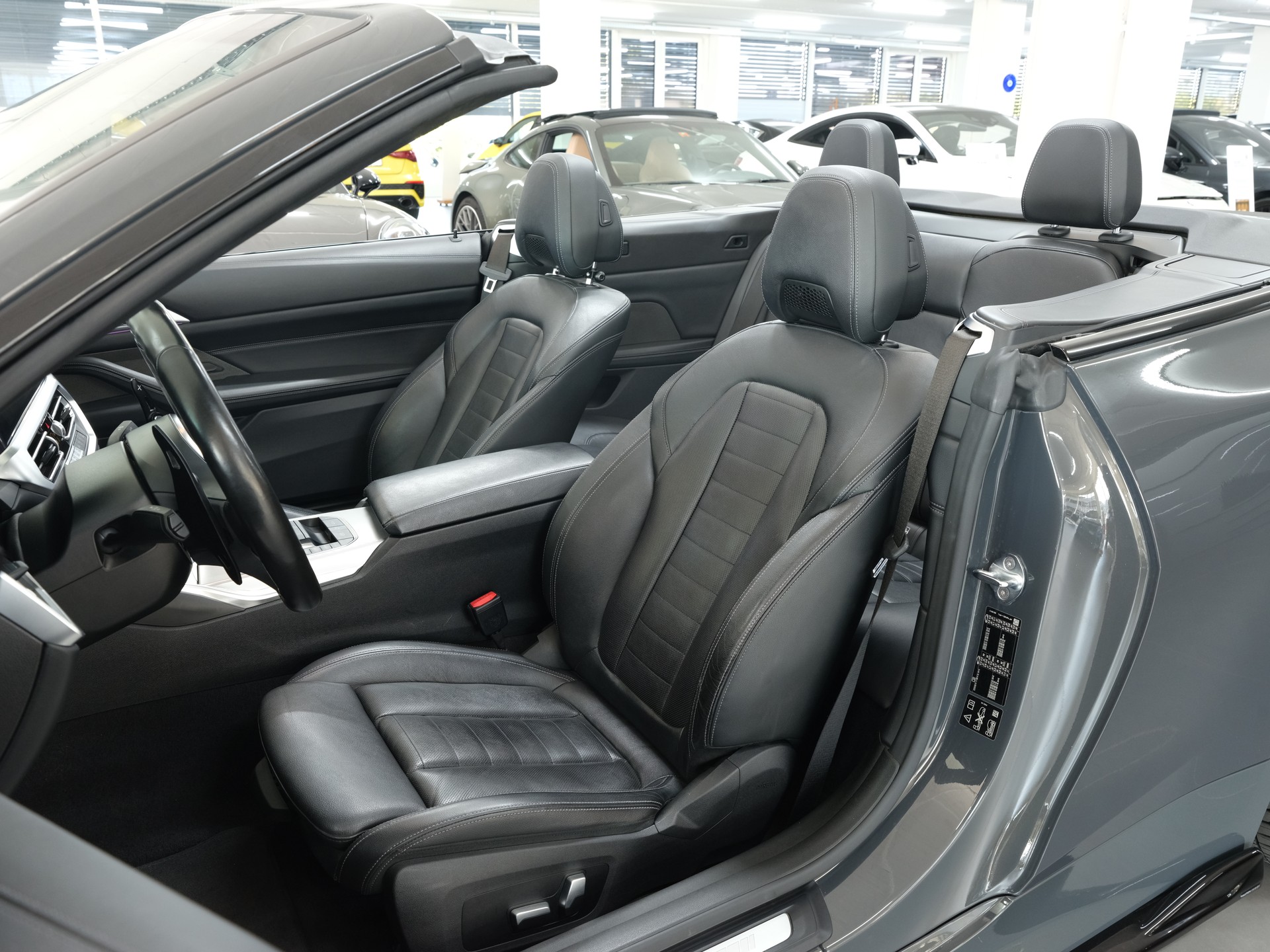 BMW M440i xDrive 48V Cabriolet Steptronic *Harman & Kardon* *Sitzheizung/Lüftung* *360 Kamera* *Nackenwärmer*-image-21