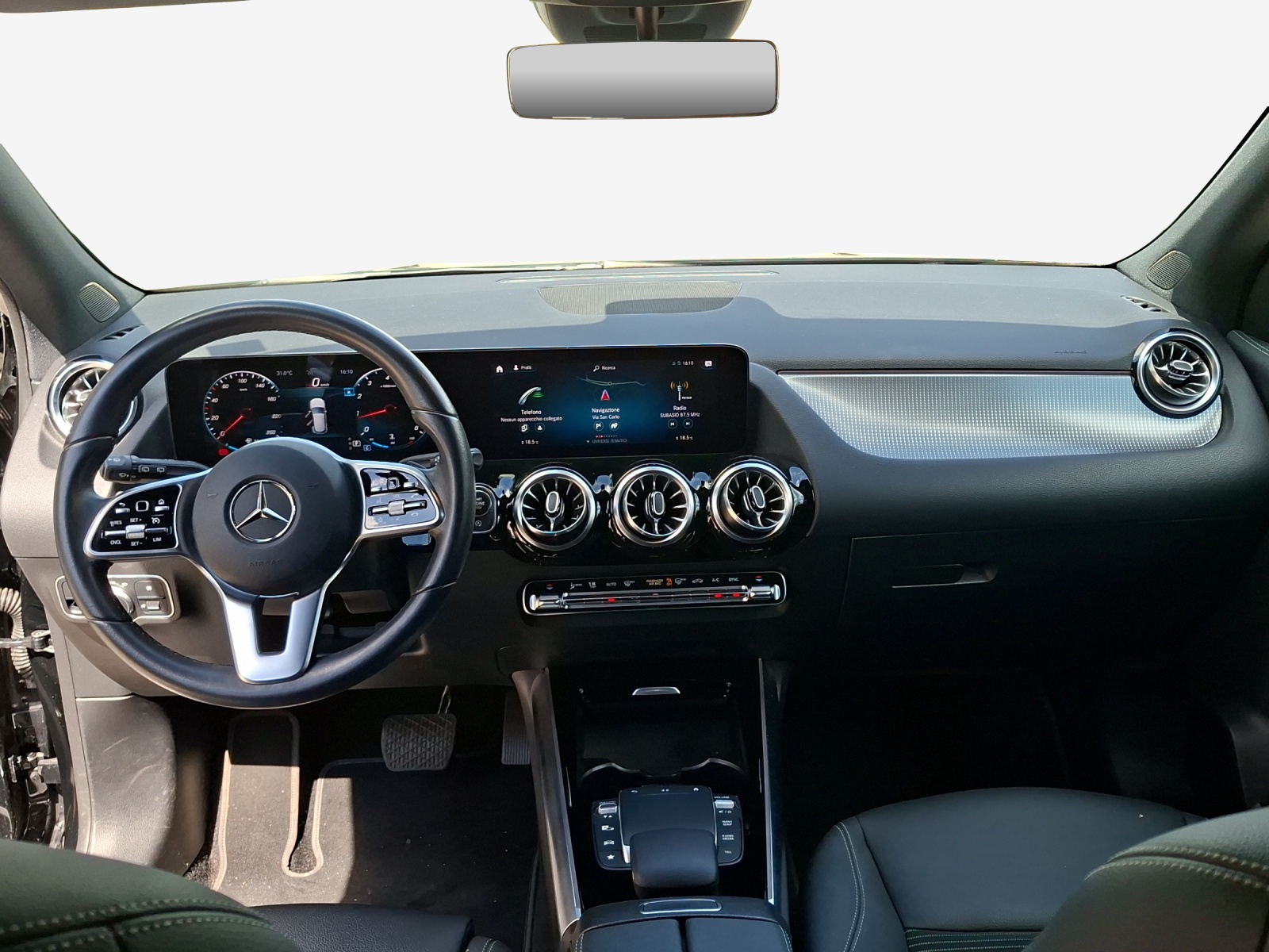 MERCEDES-BENZ GLA 200 Progressive 7G-DCT-image-8