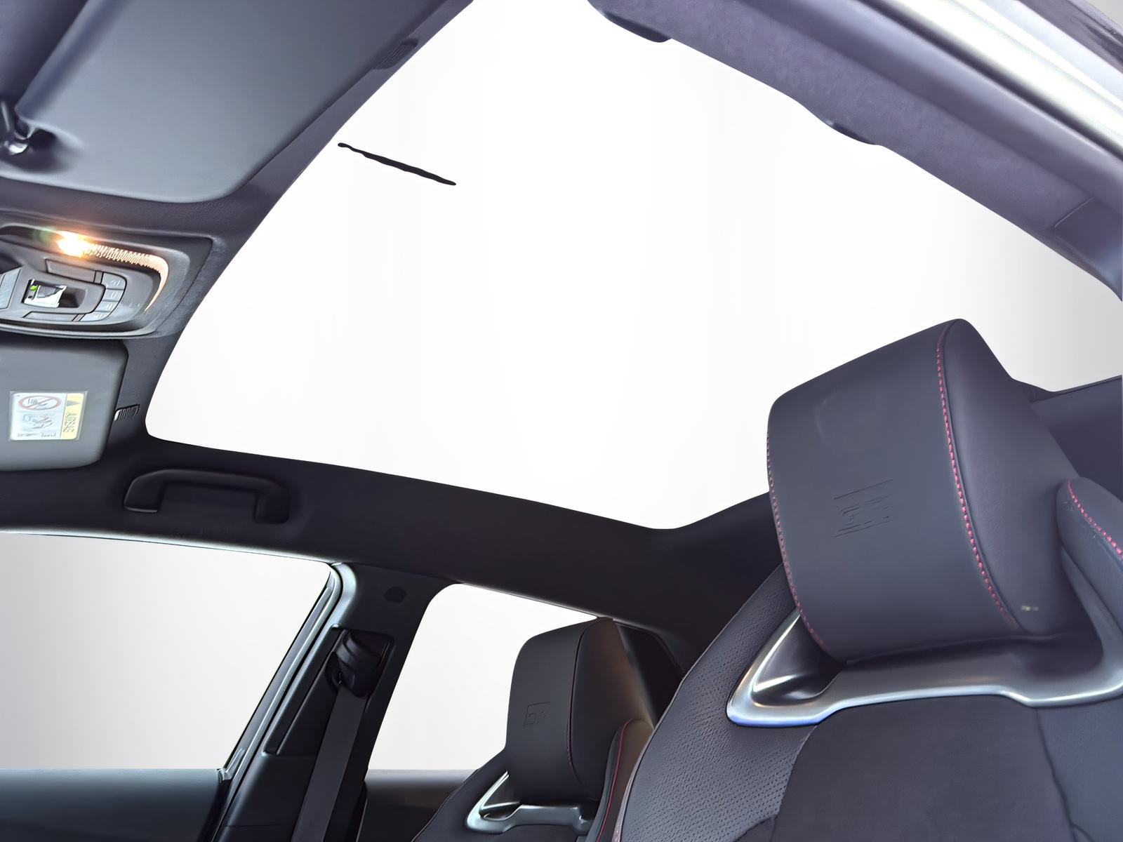 TOYOTA C-HR 2.0 PHEV GR Sport Premiere // DEMOFAHRZEUG-image-11