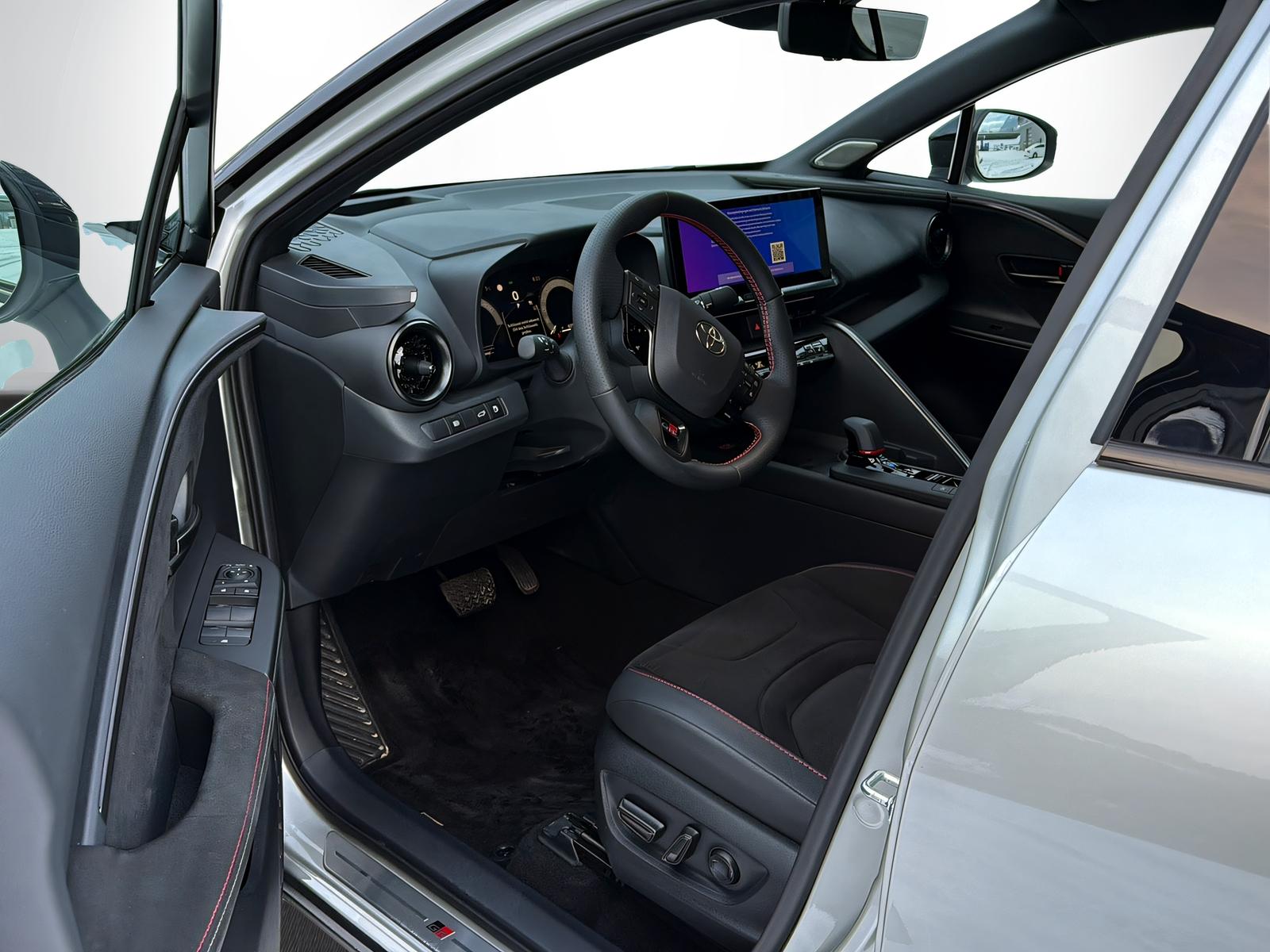 TOYOTA C-HR 2.0 PHEV GR Sport Premiere // DEMOFAHRZEUG-image-9