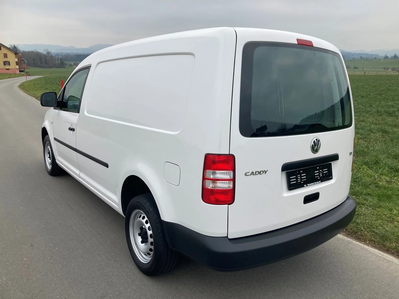 VW Caddy Maxi 1.6 TDI-image-3