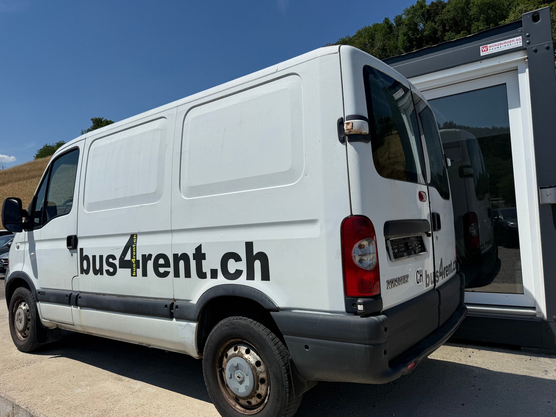 RENAULT T33 dCi120-image-1