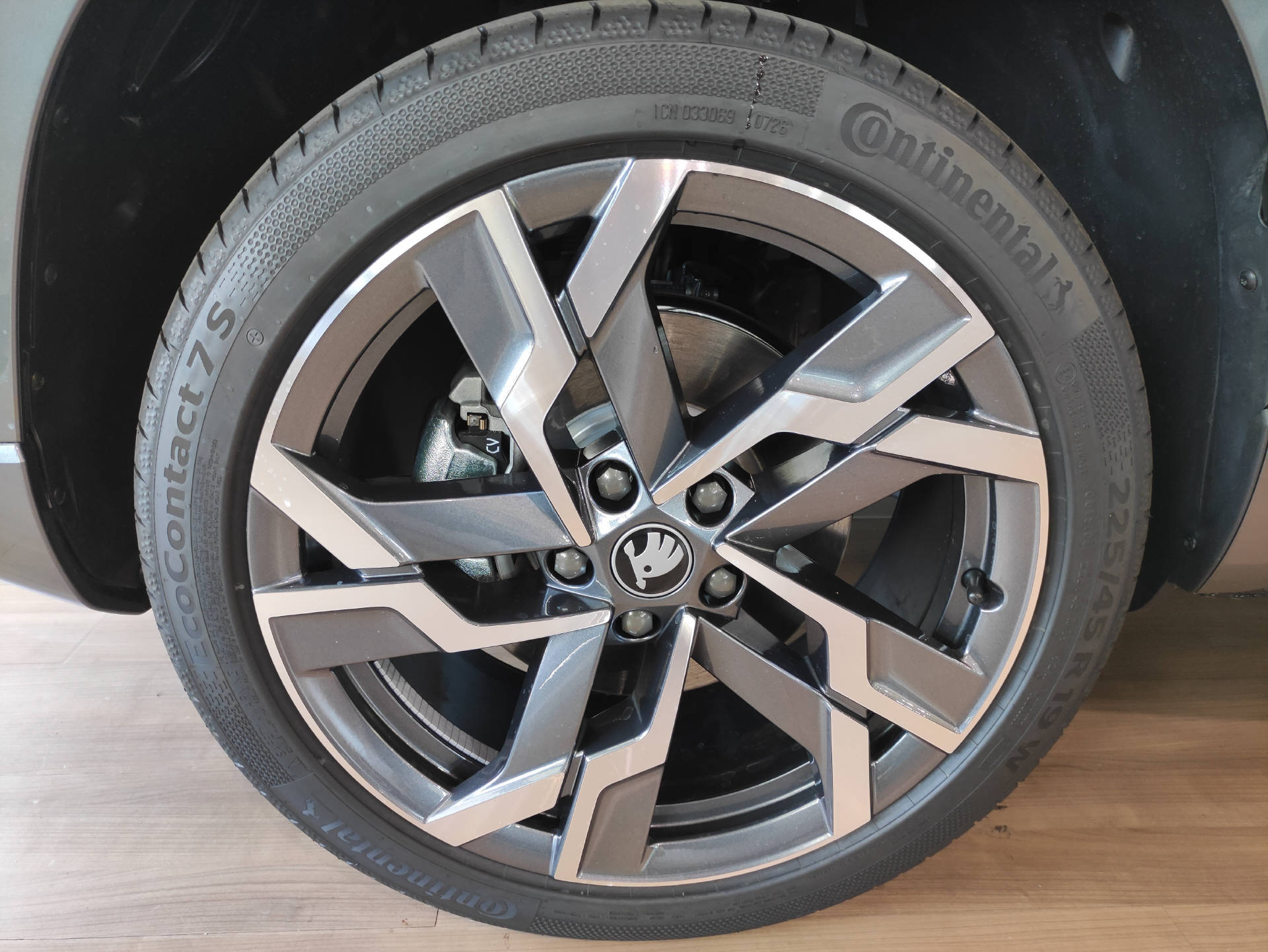 SKODA Karoq 2.0 TSI SportLine 4x4 DSG-image-3